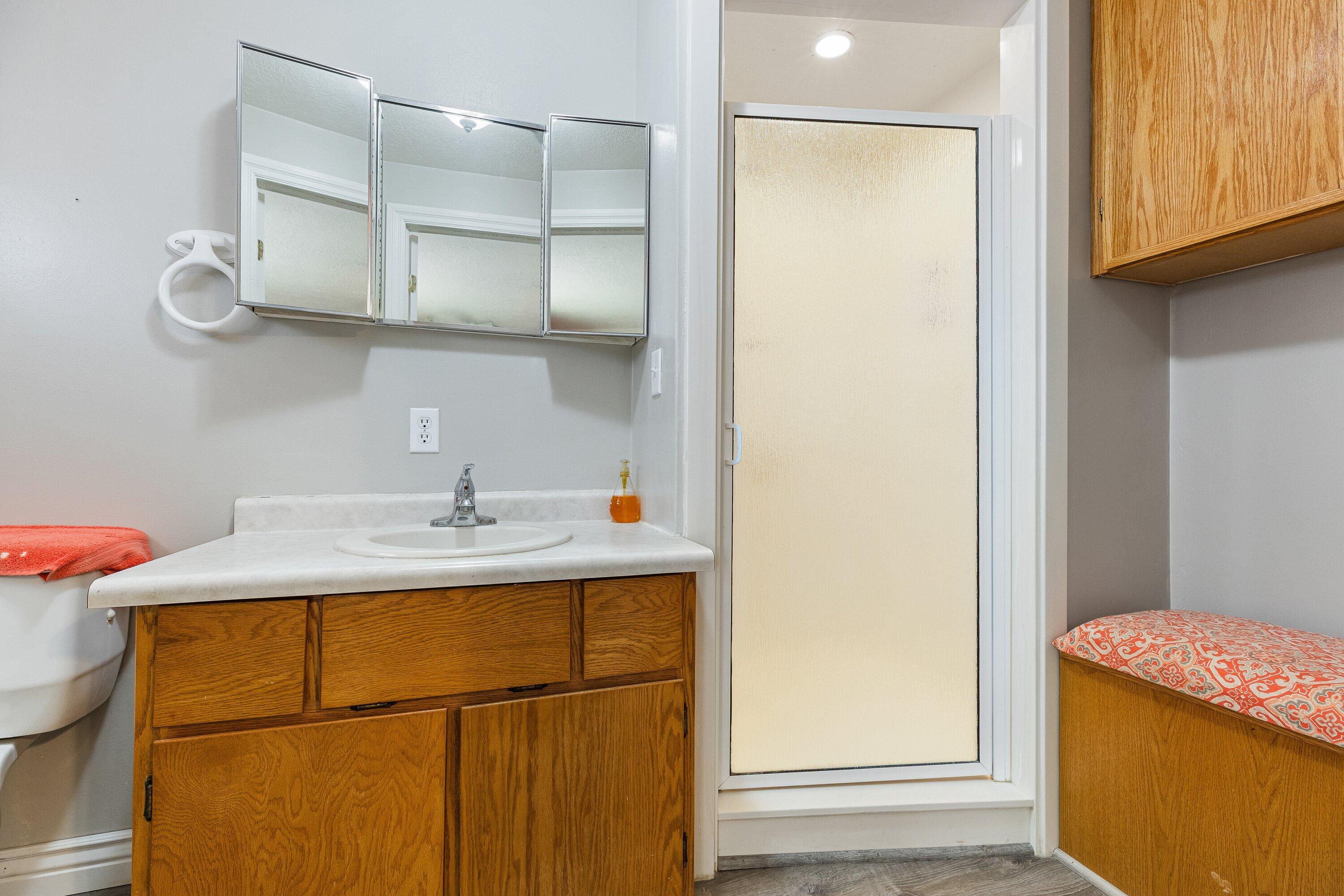 ENTERPRISE TOWNSITE - Residential