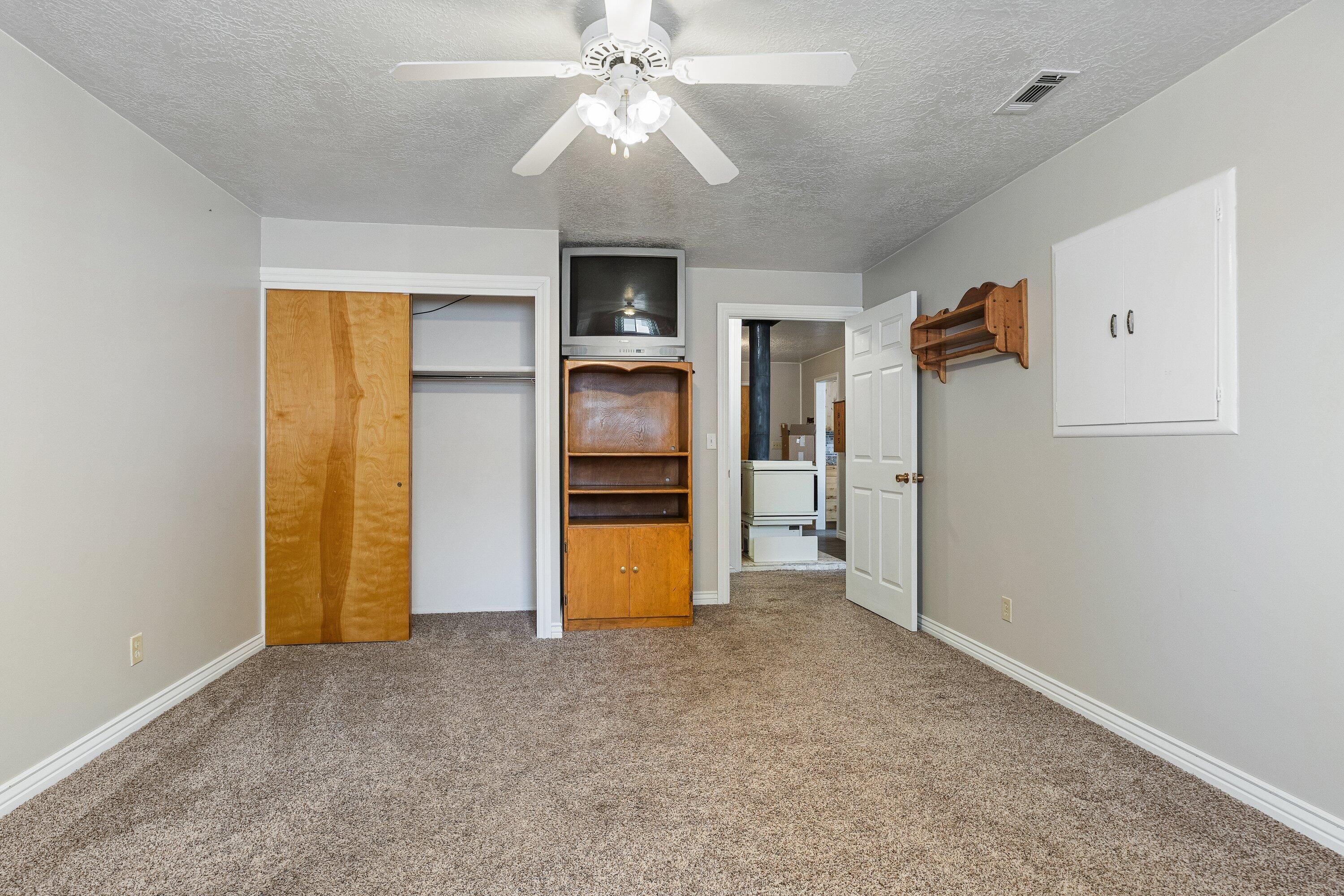 ENTERPRISE TOWNSITE - Residential