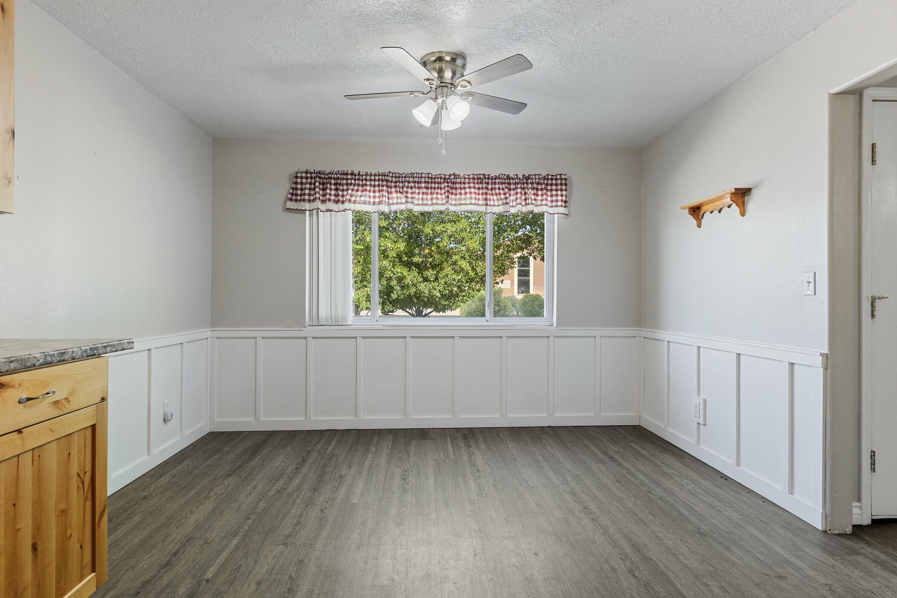 ENTERPRISE TOWNSITE - Residential