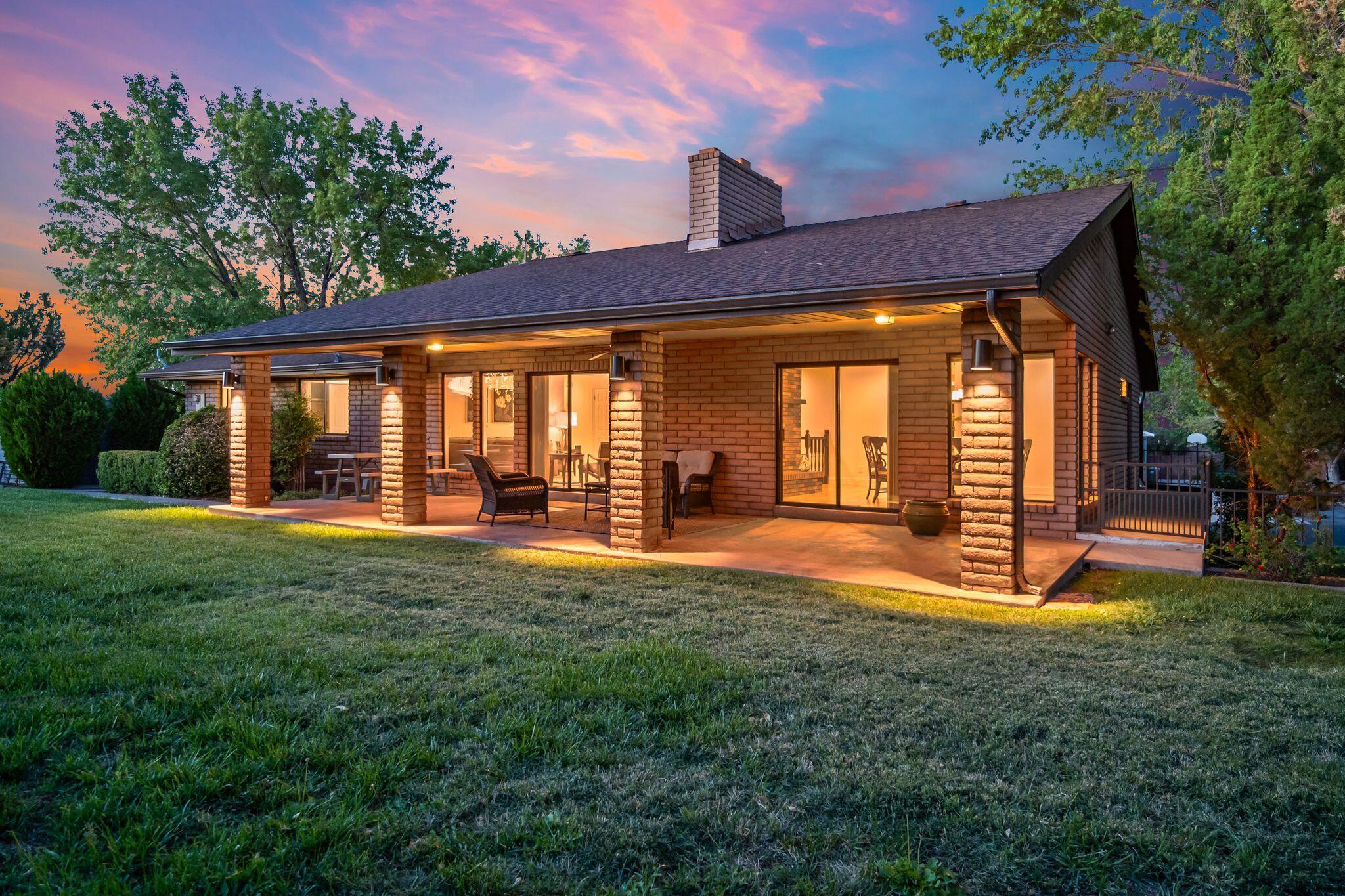 BLOOMINGTON HILLS - Residential