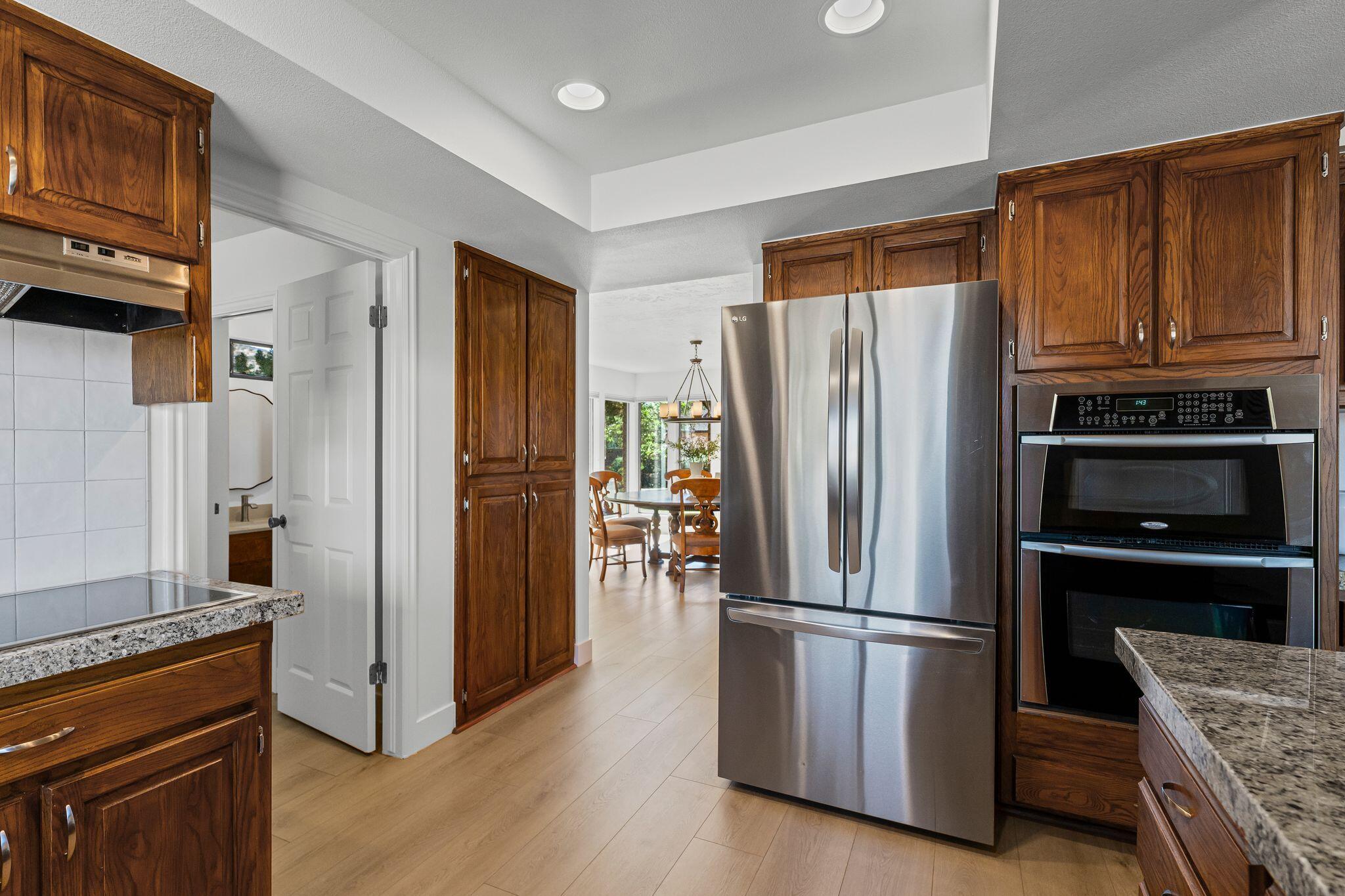 BLOOMINGTON HILLS - Residential