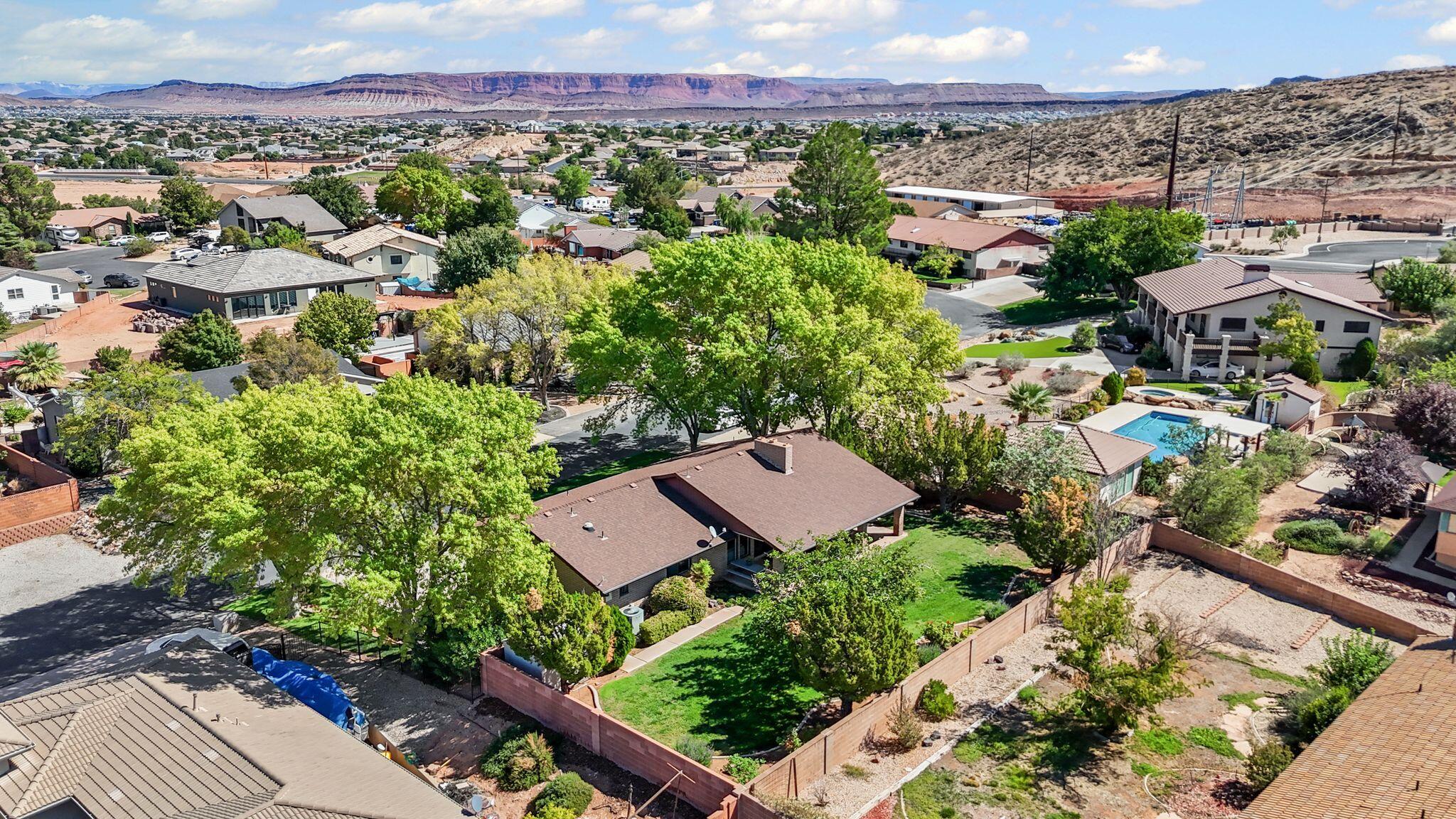 BLOOMINGTON HILLS - Residential
