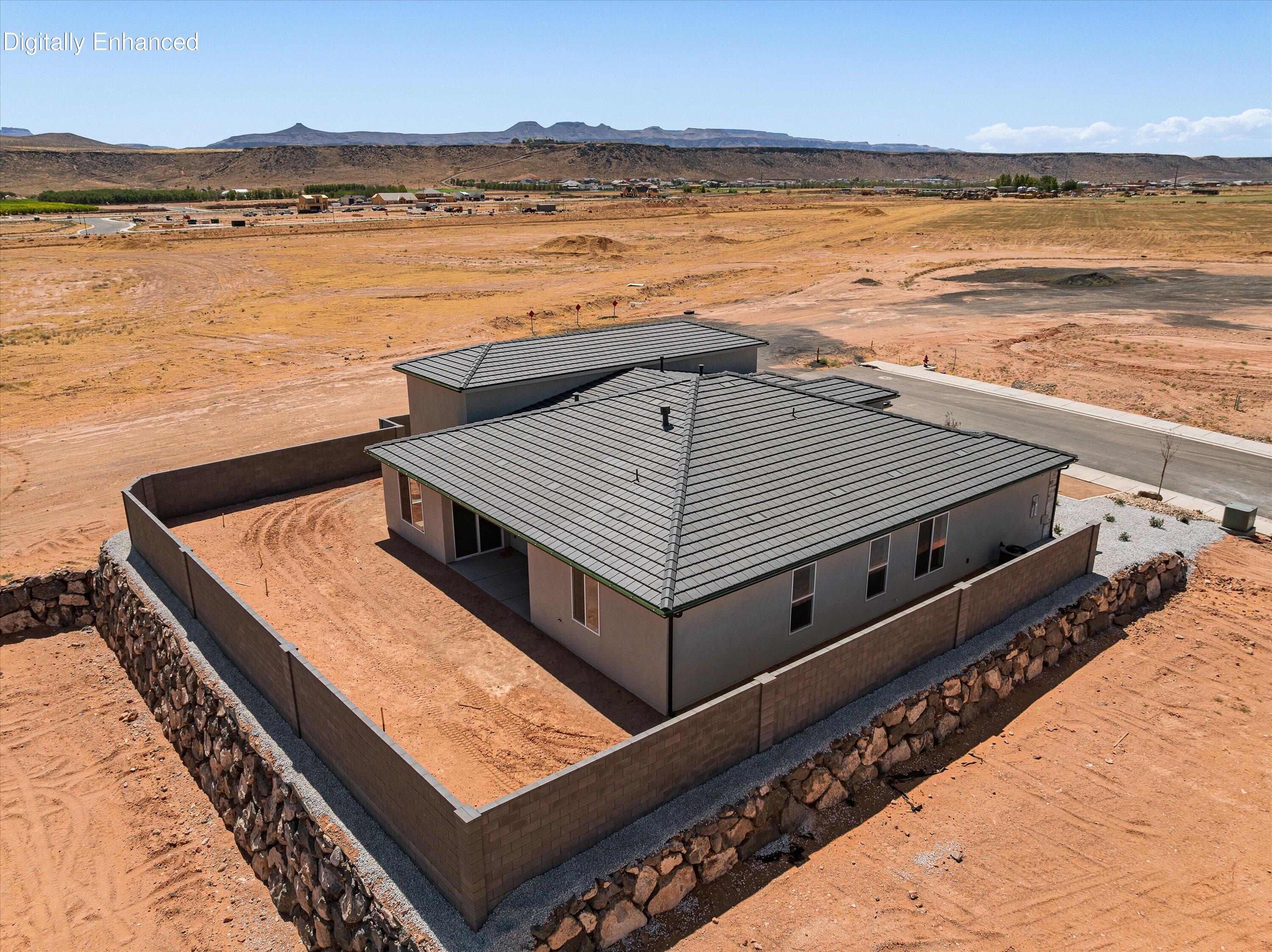 RED SLATE ESTATES - Residential