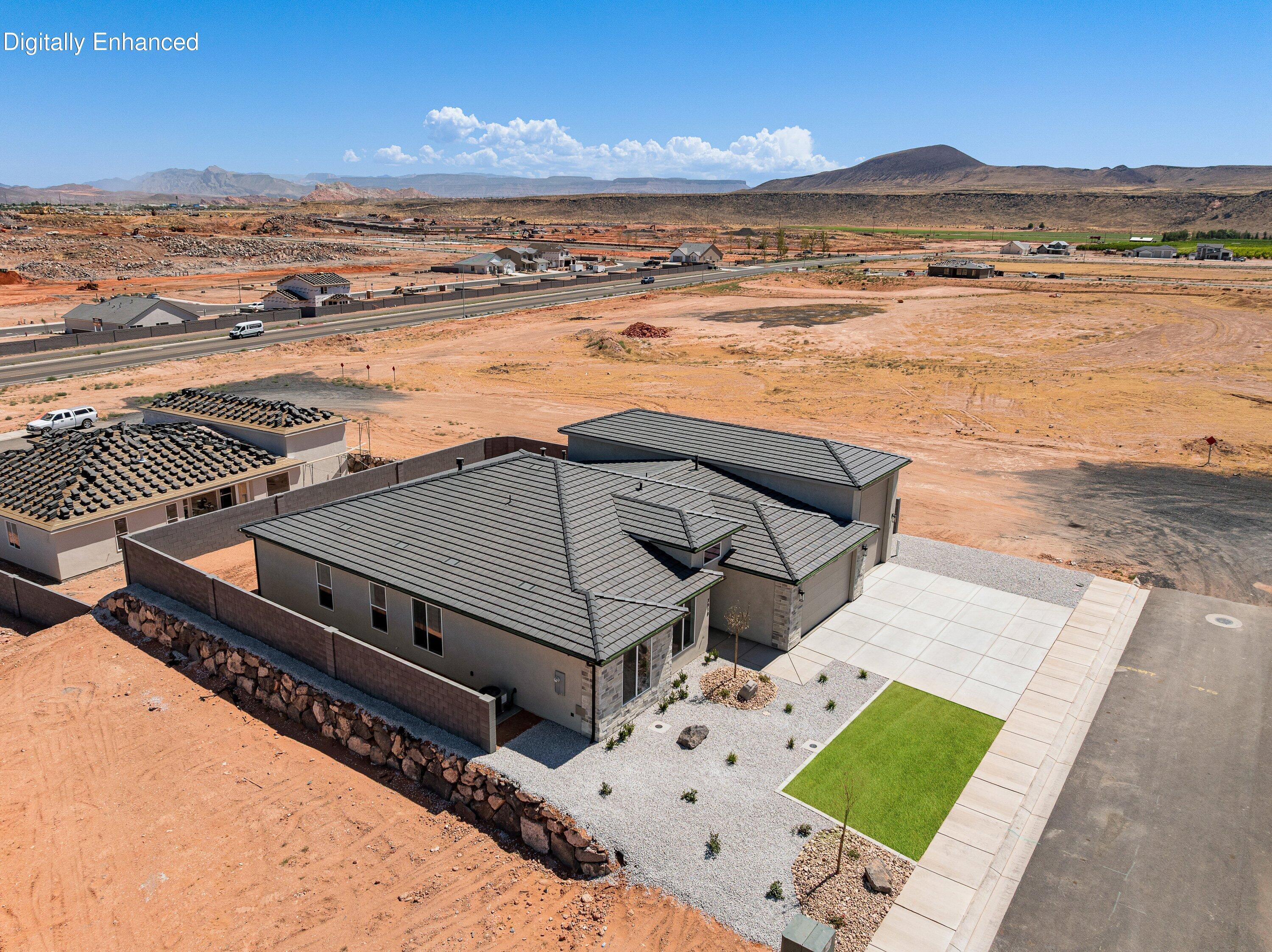RED SLATE ESTATES - Residential