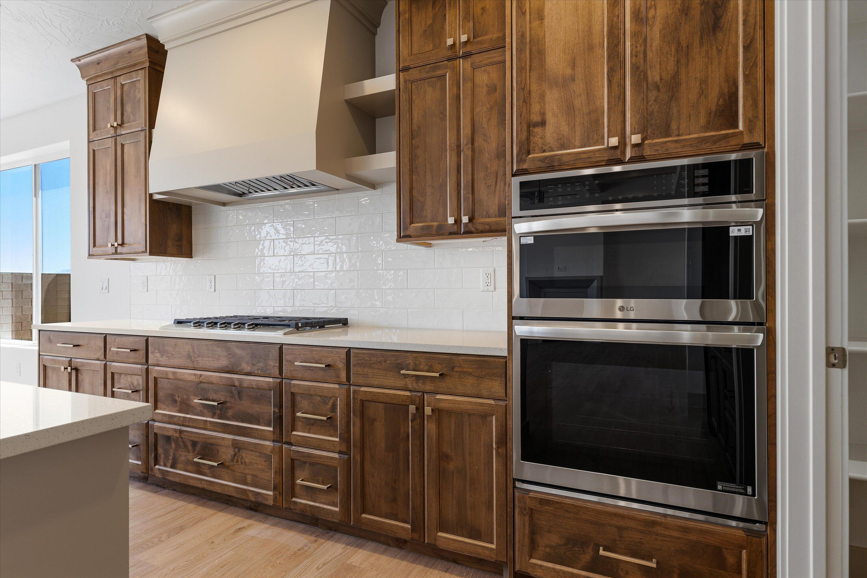 RED SLATE ESTATES - Residential