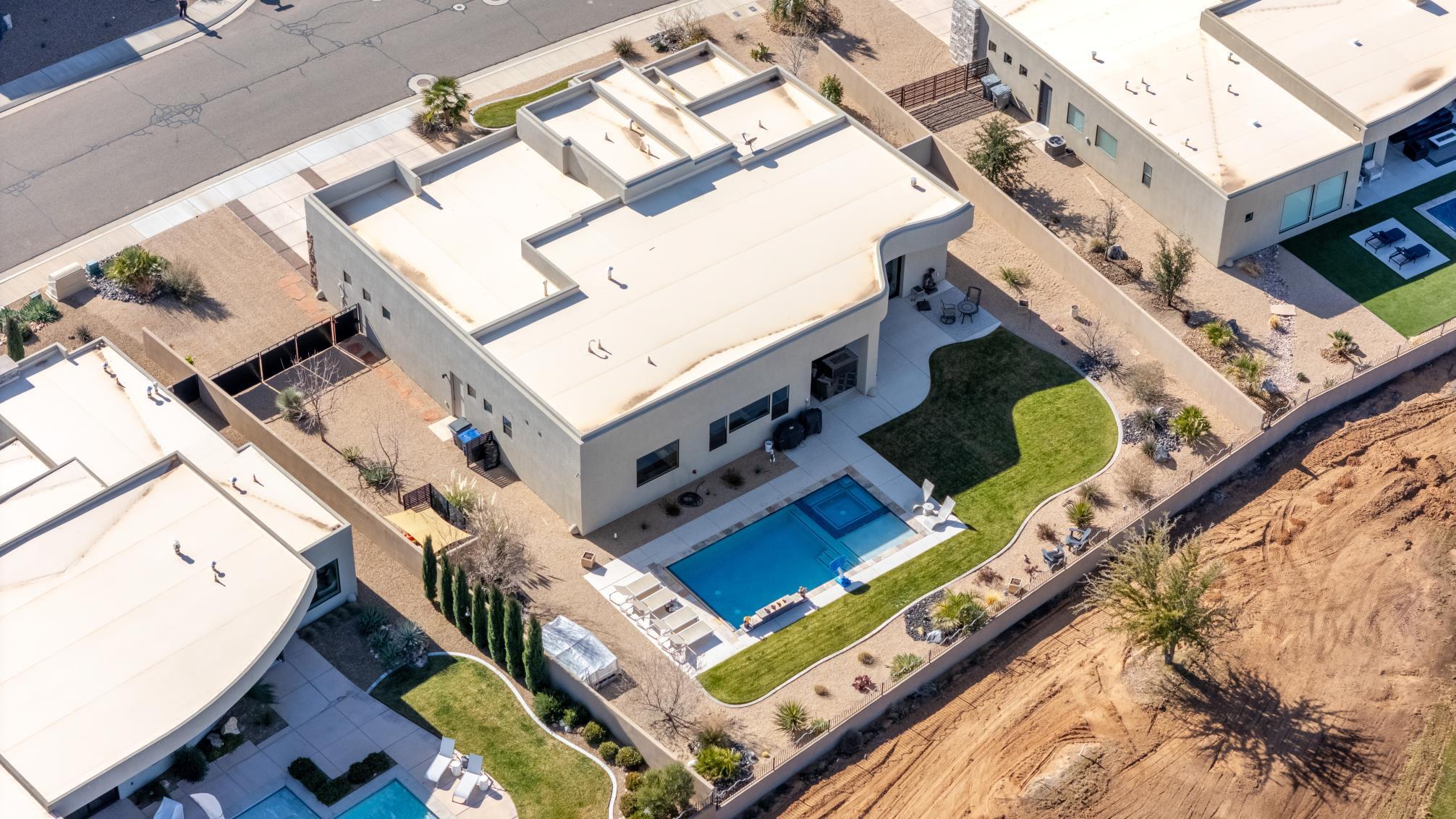 LEDGES OF SG SAND COVE - Residential