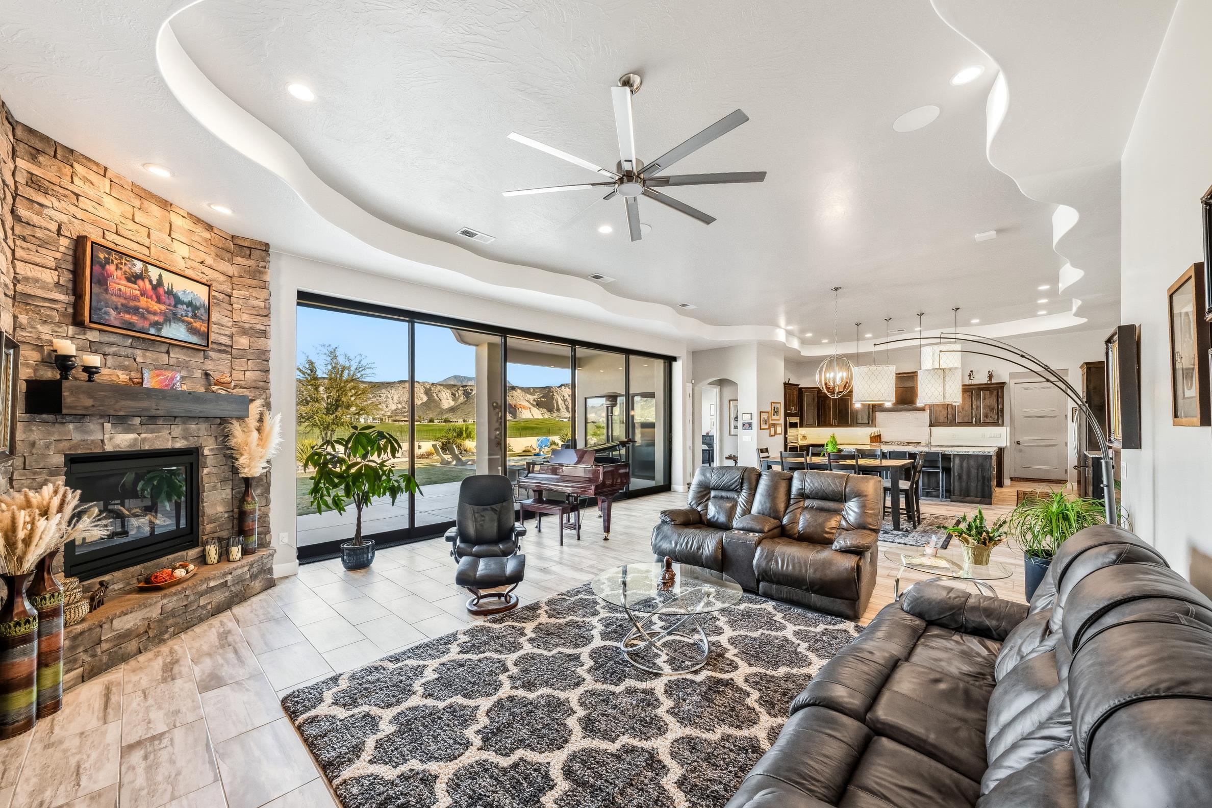 LEDGES OF SG SAND COVE - Residential