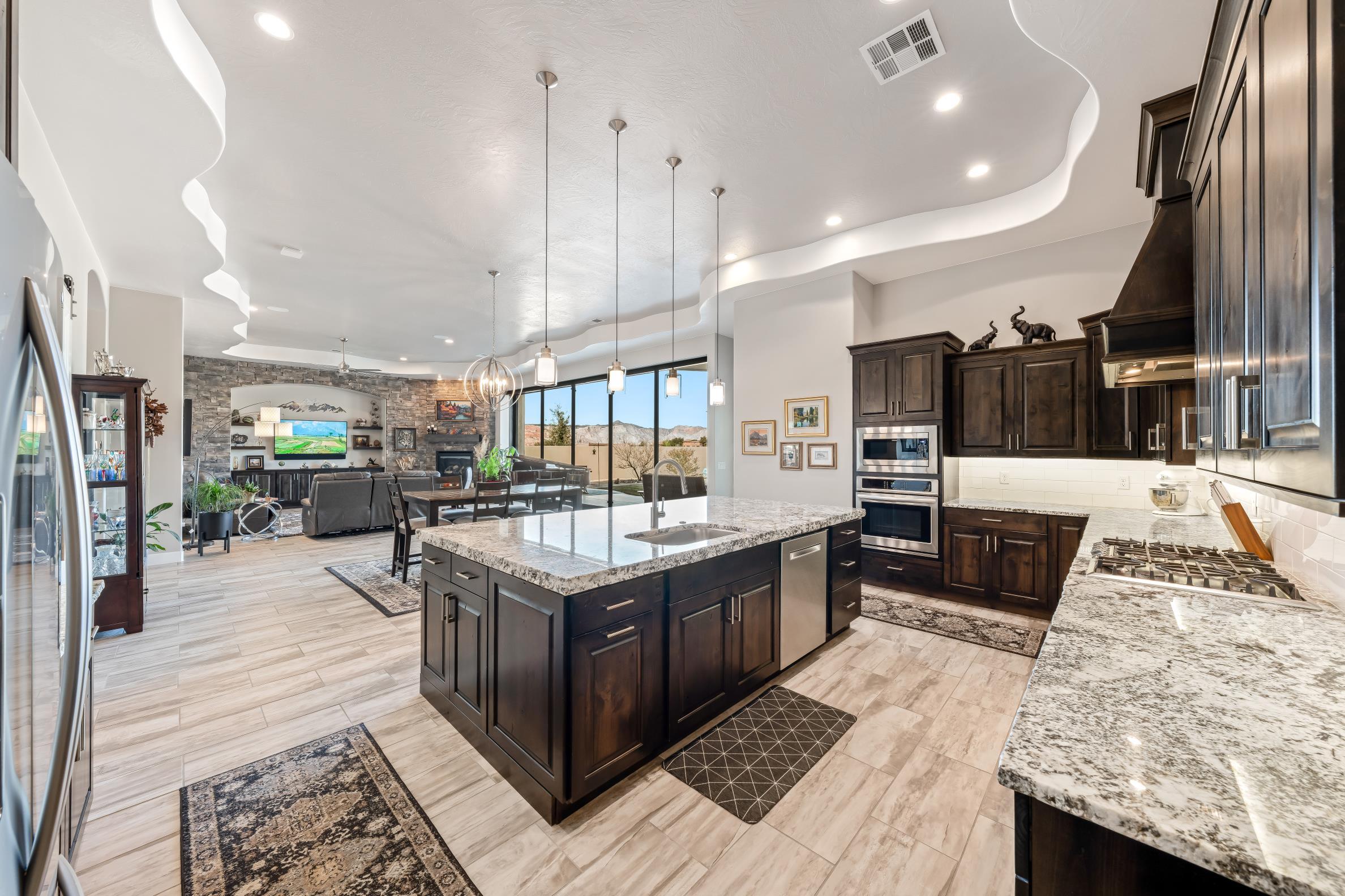 LEDGES OF SG SAND COVE - Residential