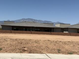 MOORLAND PARK - Land