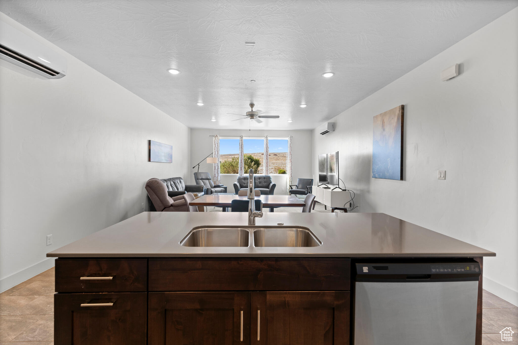VILLAS AT SAND HOLLOW - Residential