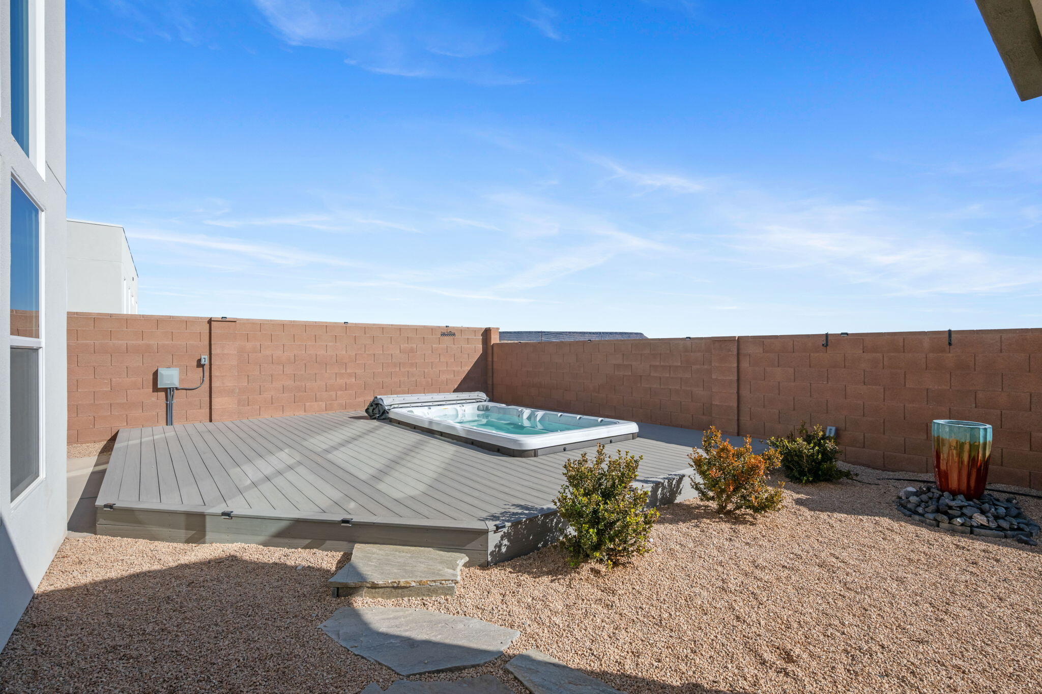 SALARNO HILLS AT DIVARIO - Residential