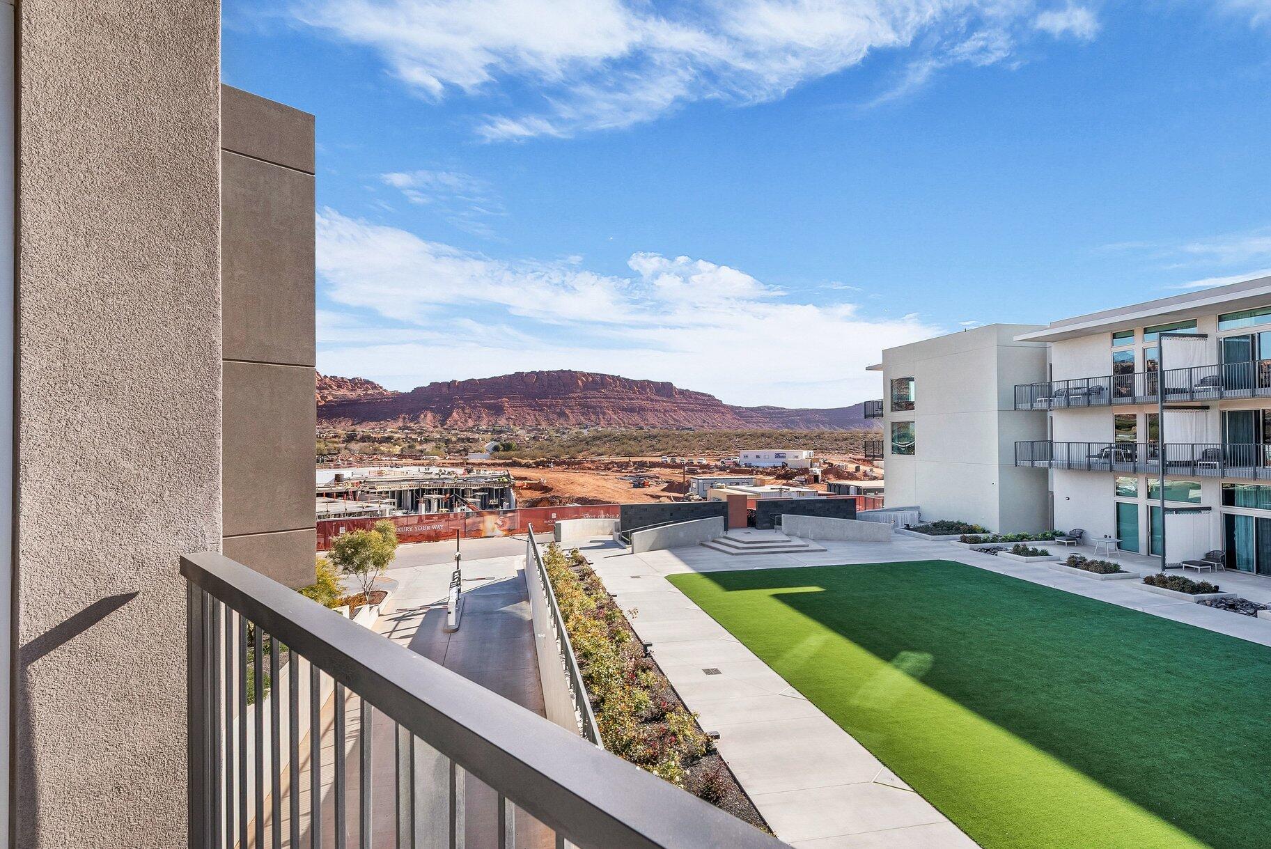 BLACK DESERT RESORT - Residential