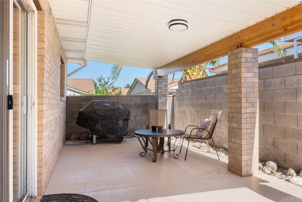 HERITAGE LANE TOWNHOMES - Residential