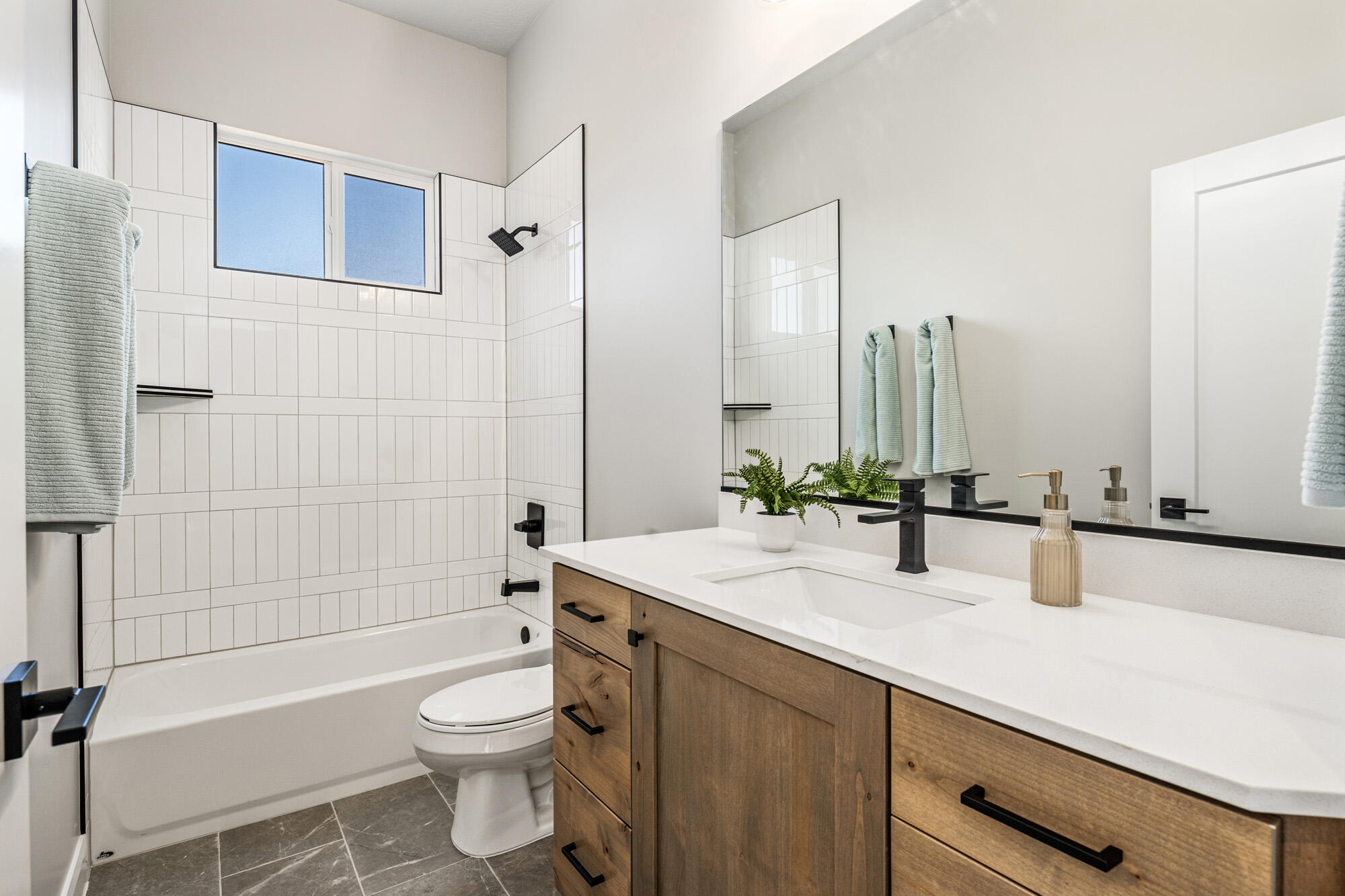 SERENITY ESTATES - Residential
