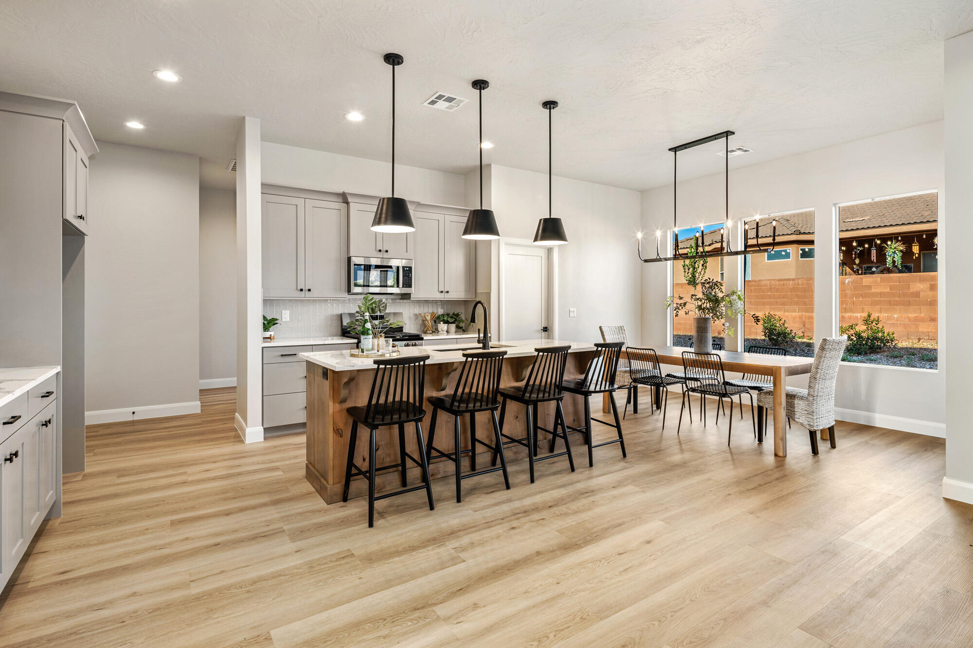 SERENITY ESTATES - Residential