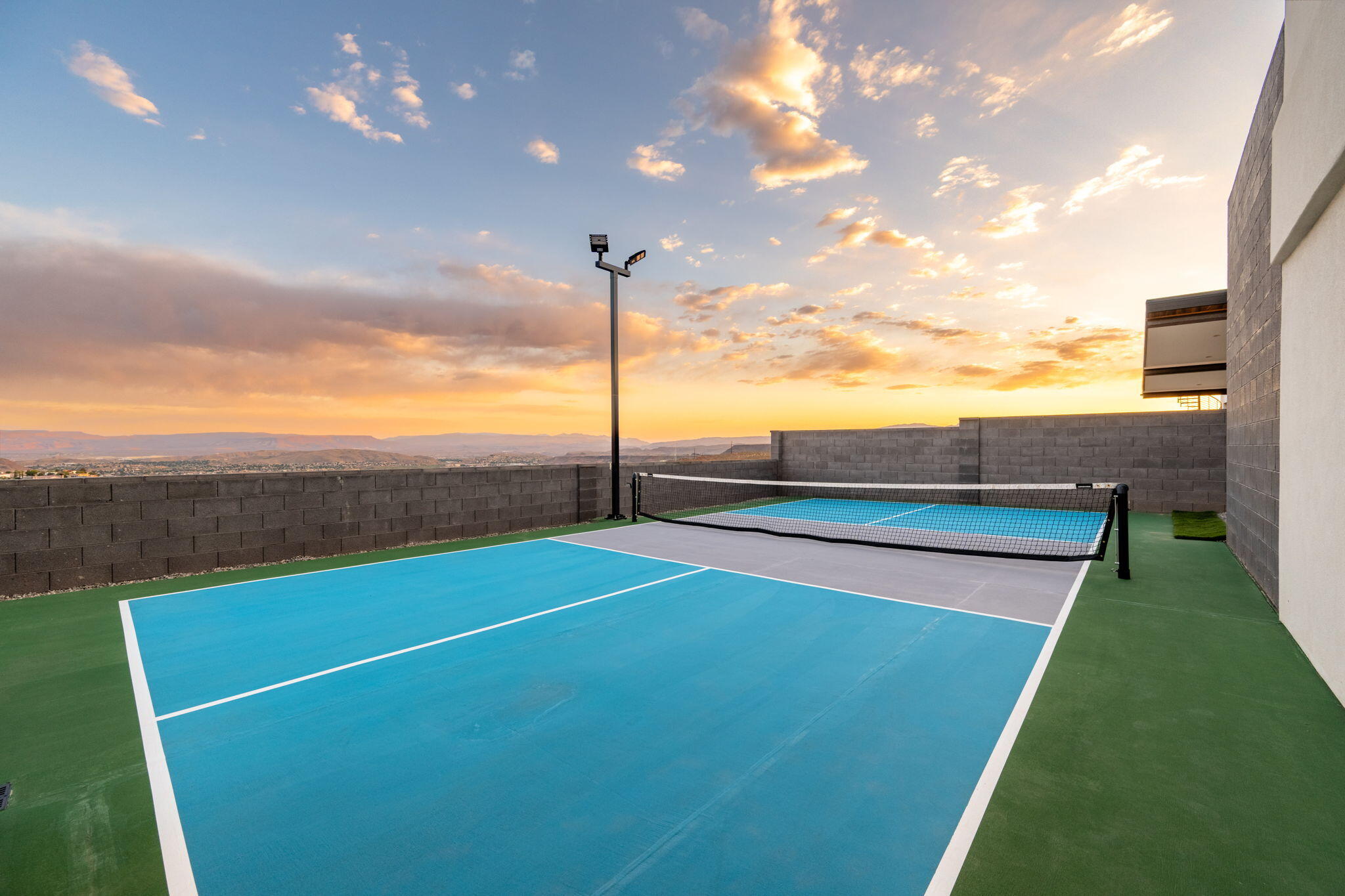 GRAND HEIGHTS - Residential