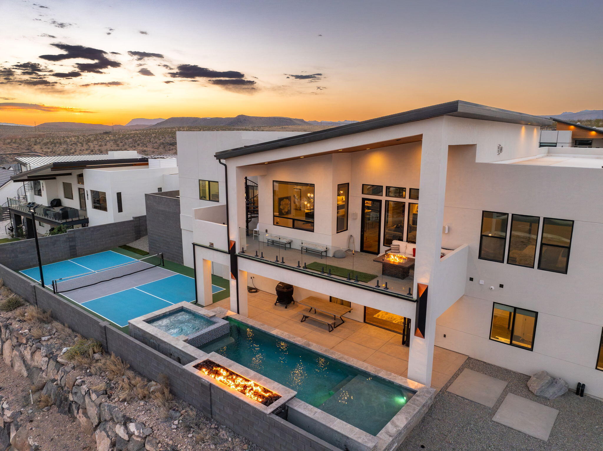 GRAND HEIGHTS - Residential