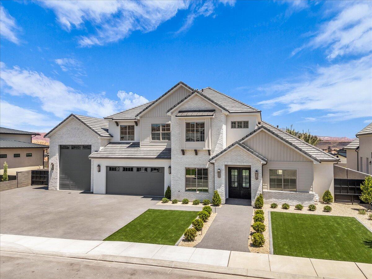 TONAQUINT COVE - Residential