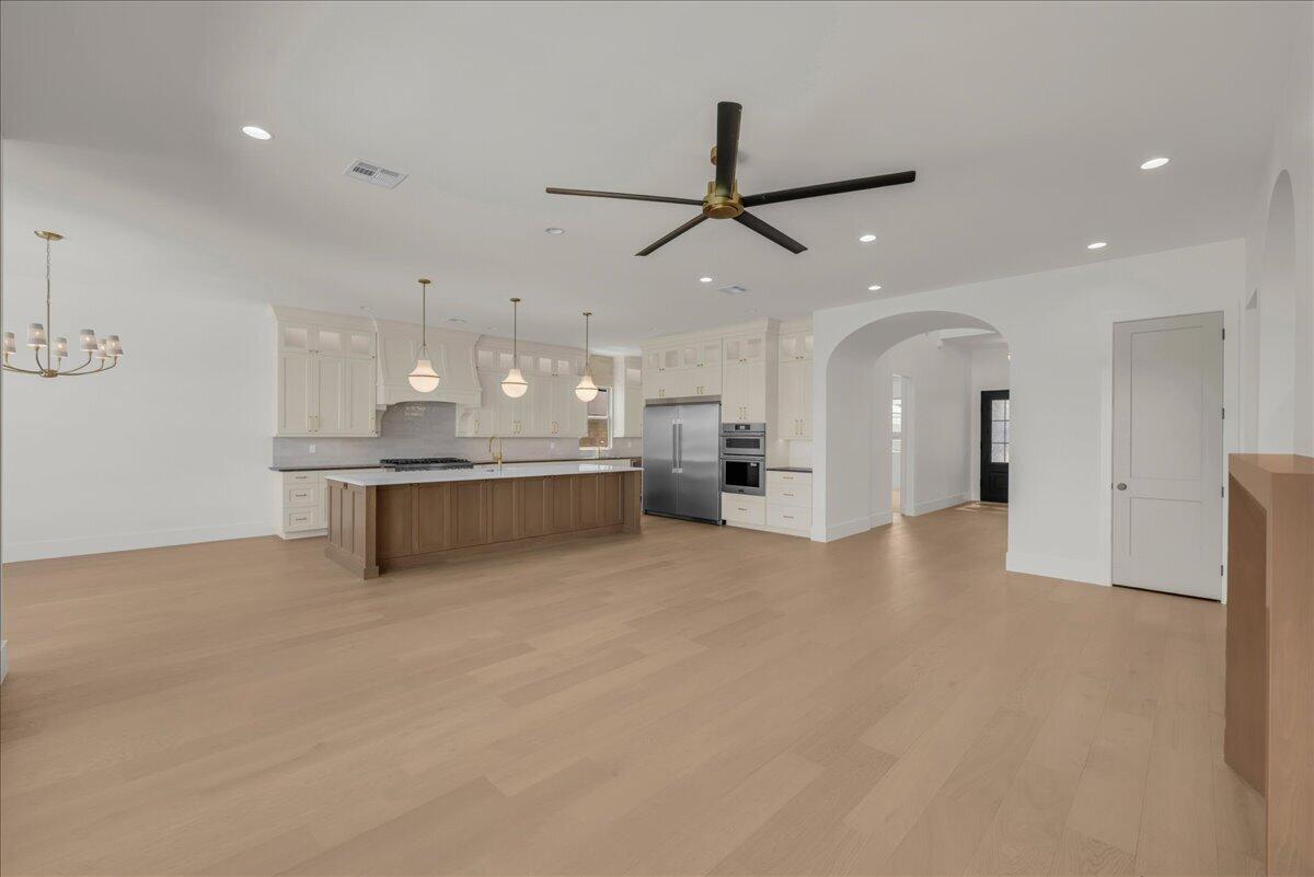 TONAQUINT COVE - Residential