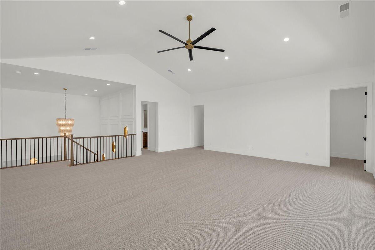 TONAQUINT COVE - Residential