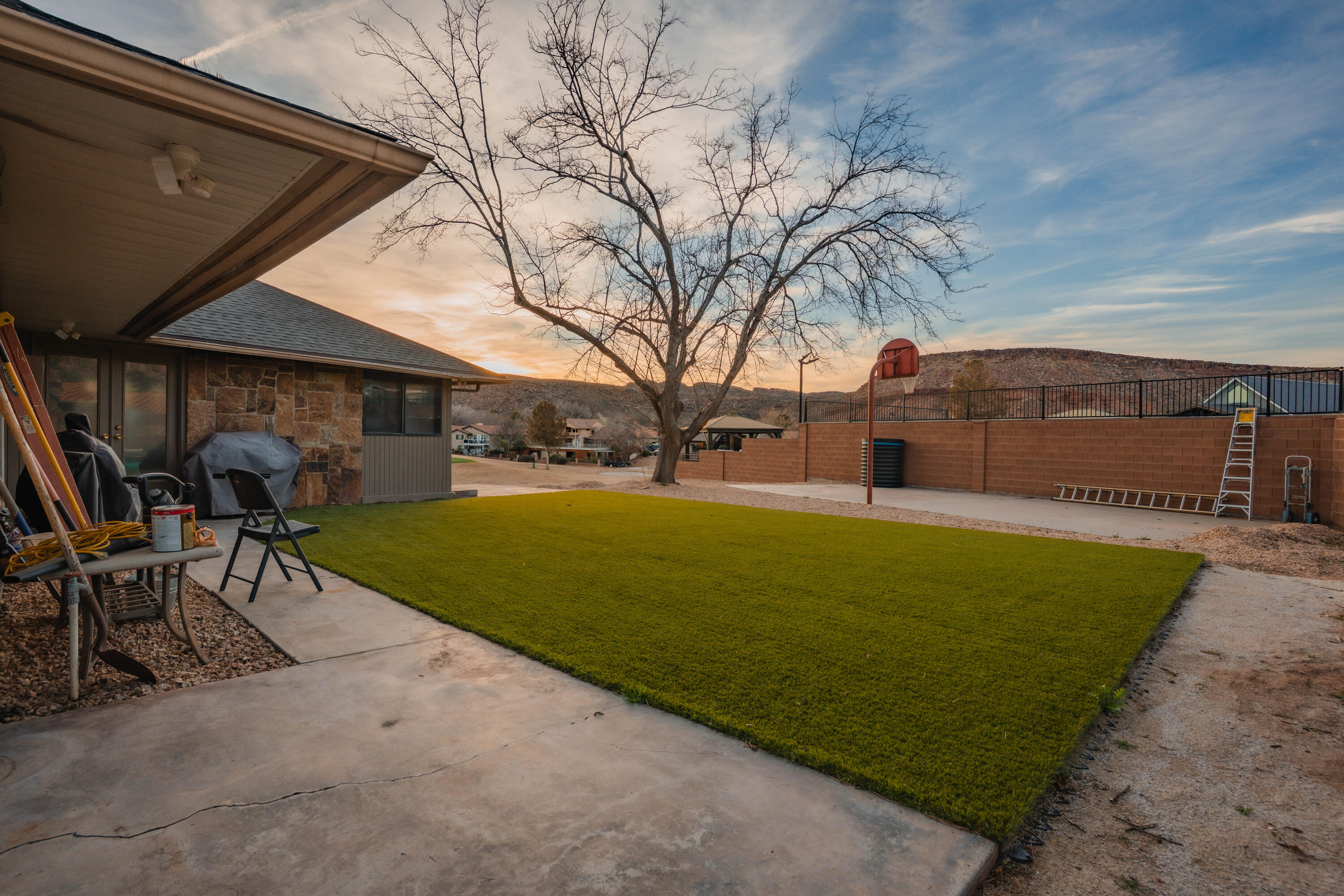 BLOOMINGTON COUNTRY CLUB - Residential