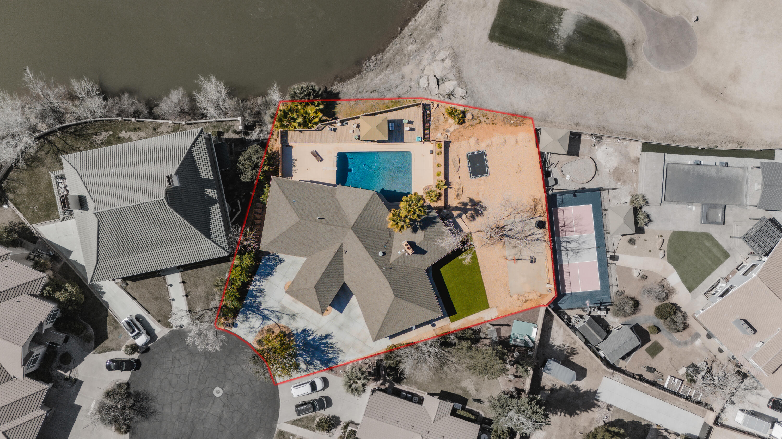 BLOOMINGTON COUNTRY CLUB - Residential