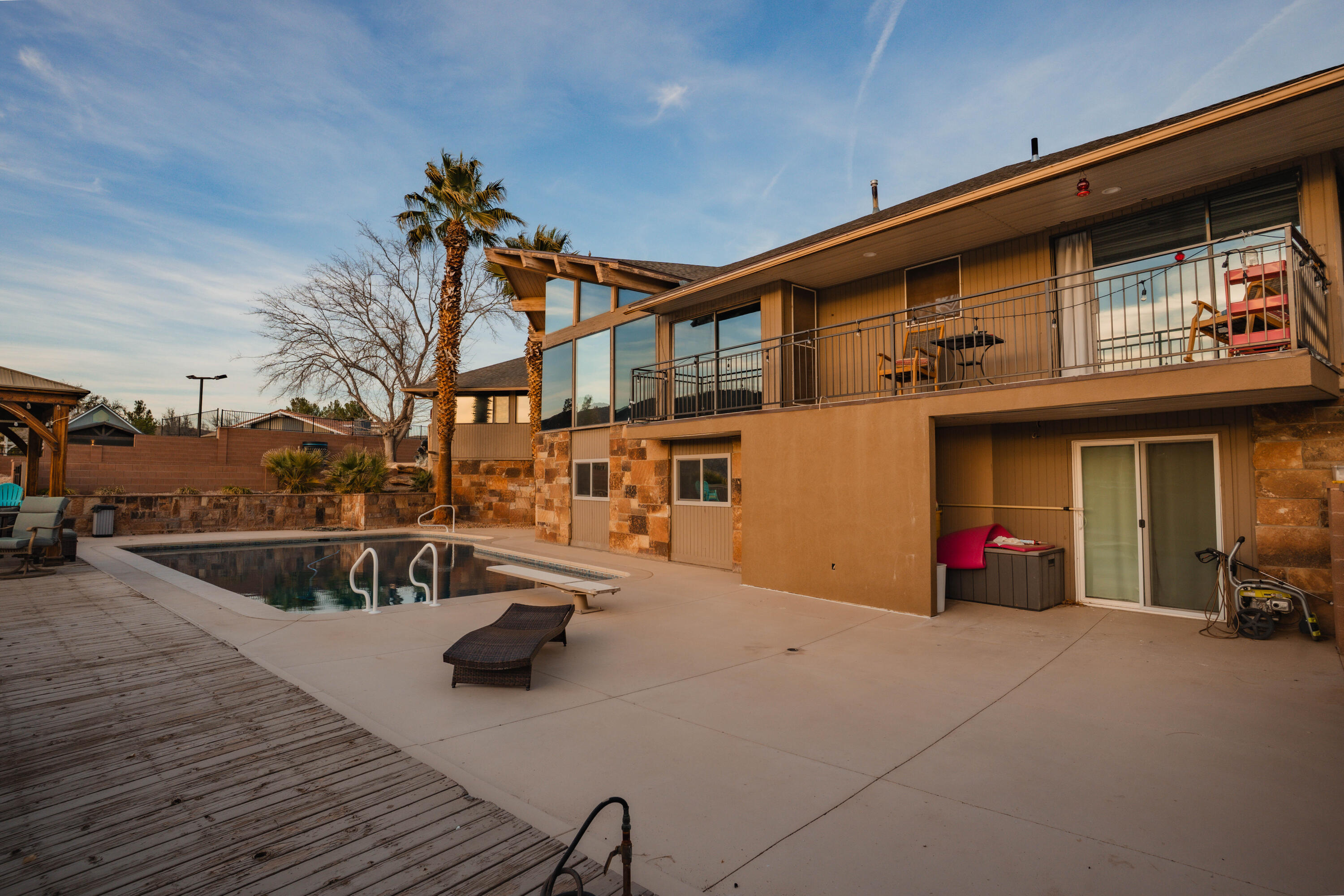 BLOOMINGTON COUNTRY CLUB - Residential