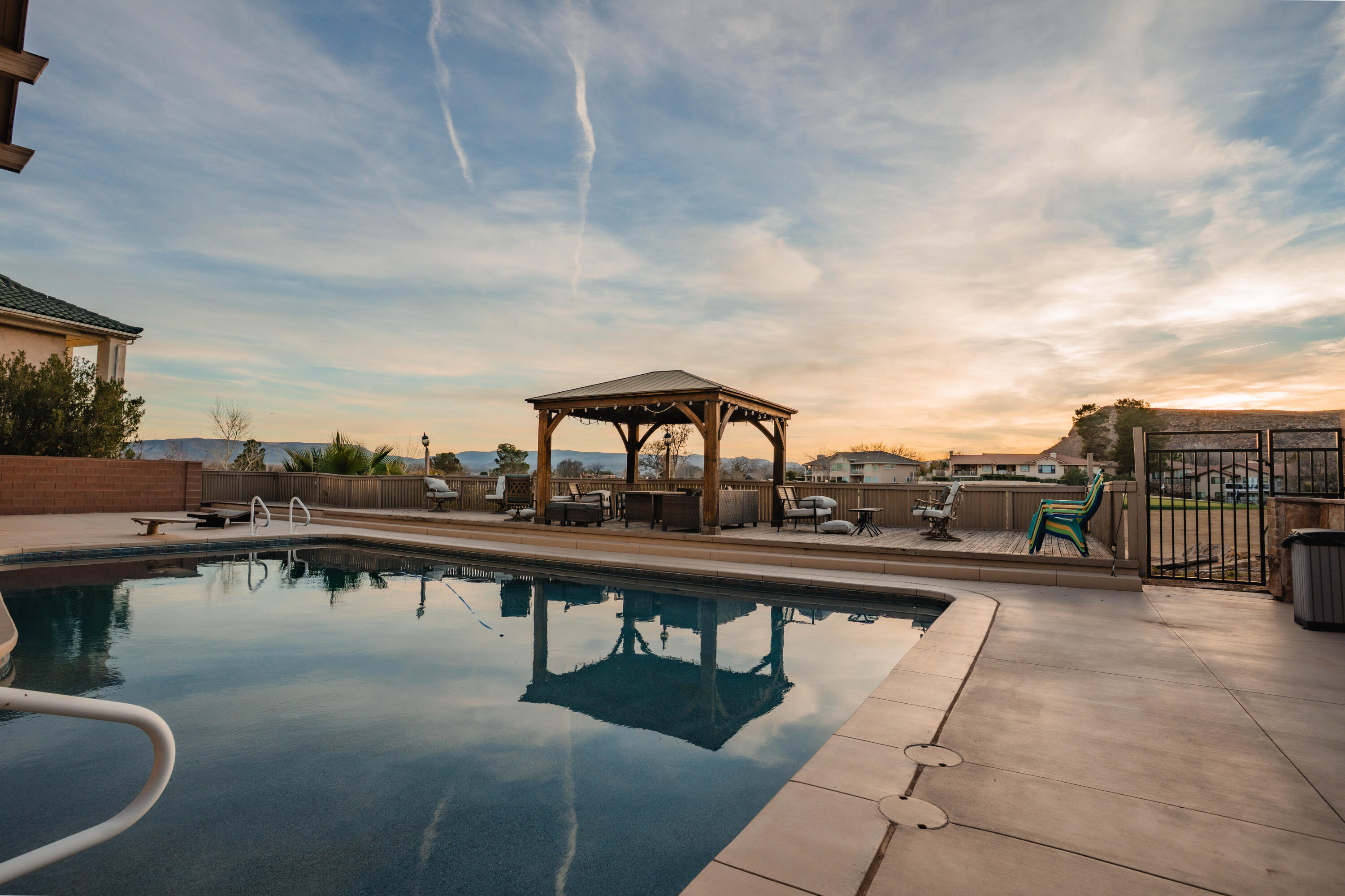 BLOOMINGTON COUNTRY CLUB - Residential