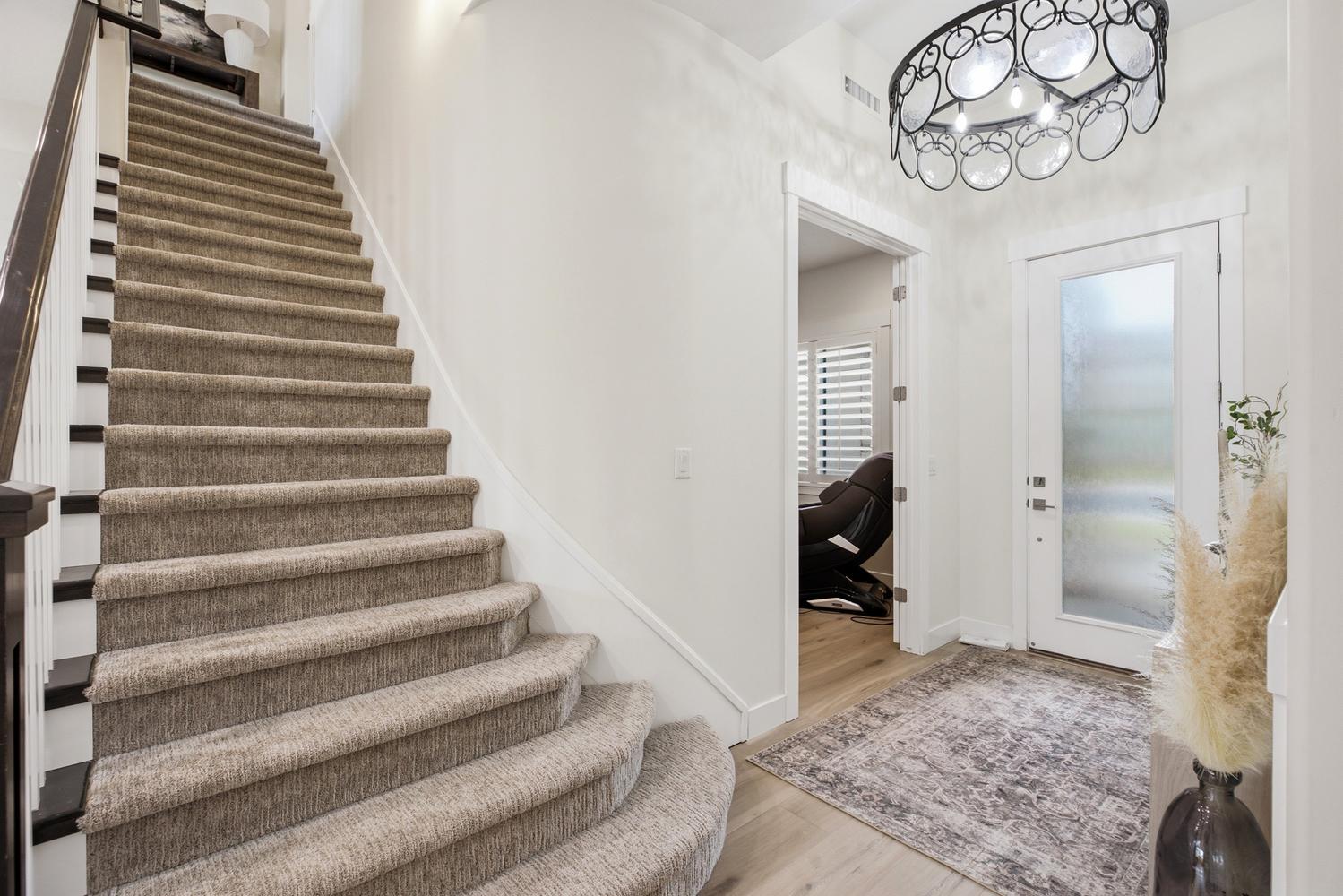 FIELDSTONE - Residential