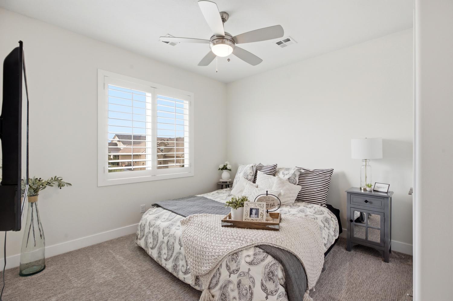FIELDSTONE - Residential