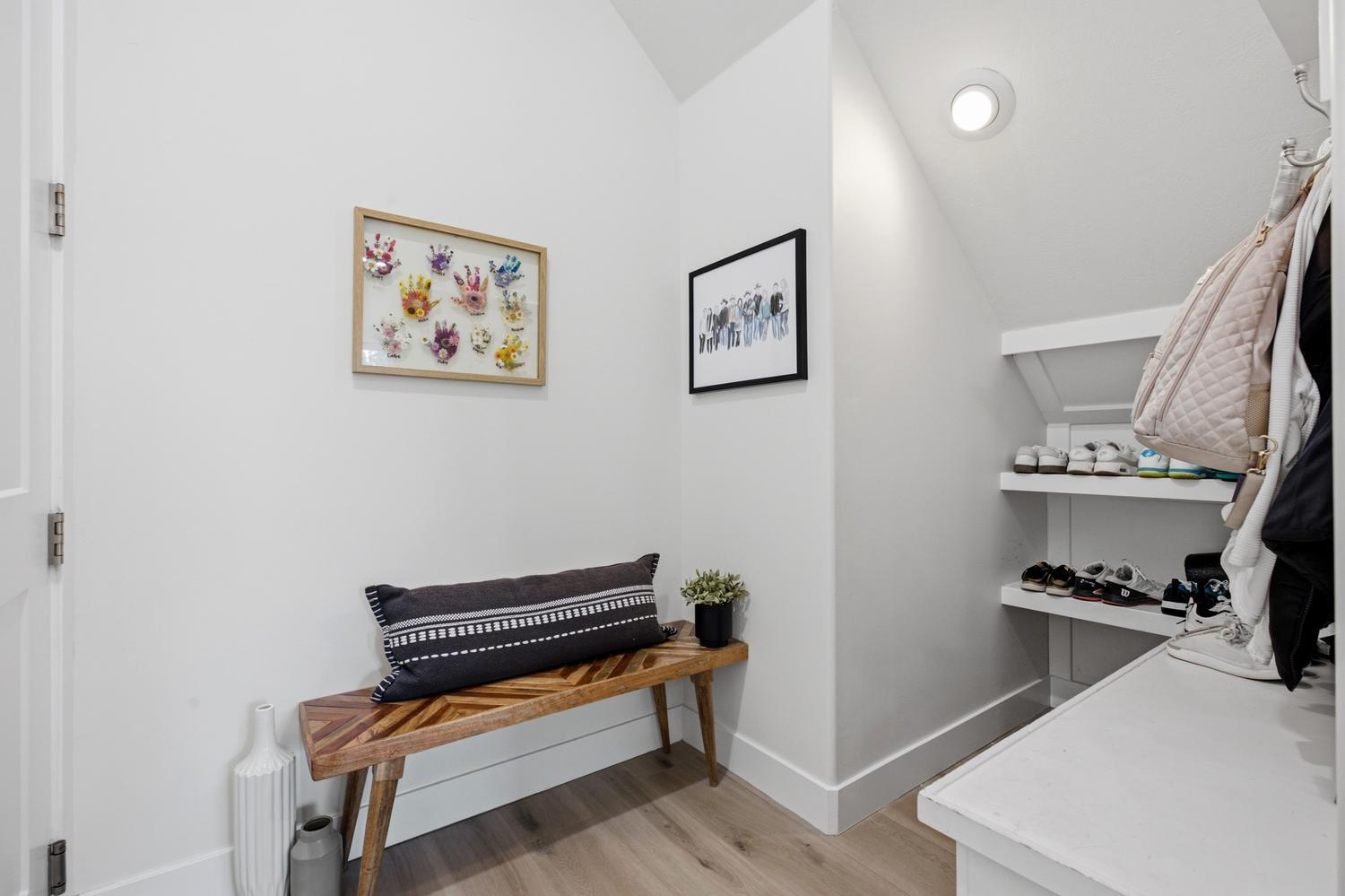 FIELDSTONE - Residential