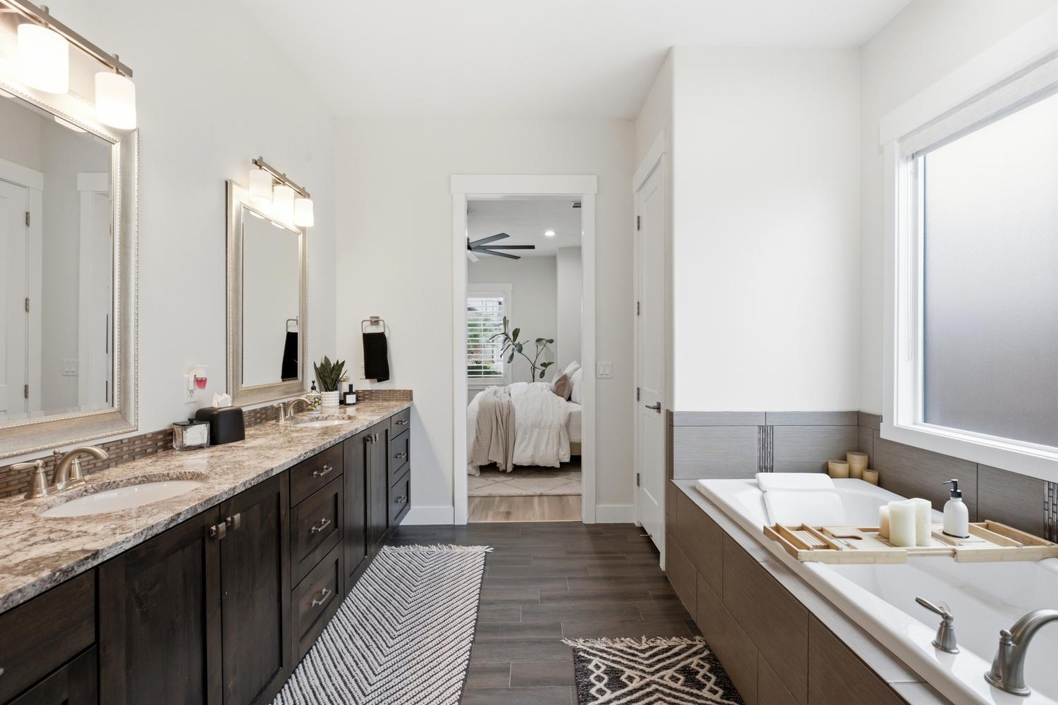 FIELDSTONE - Residential