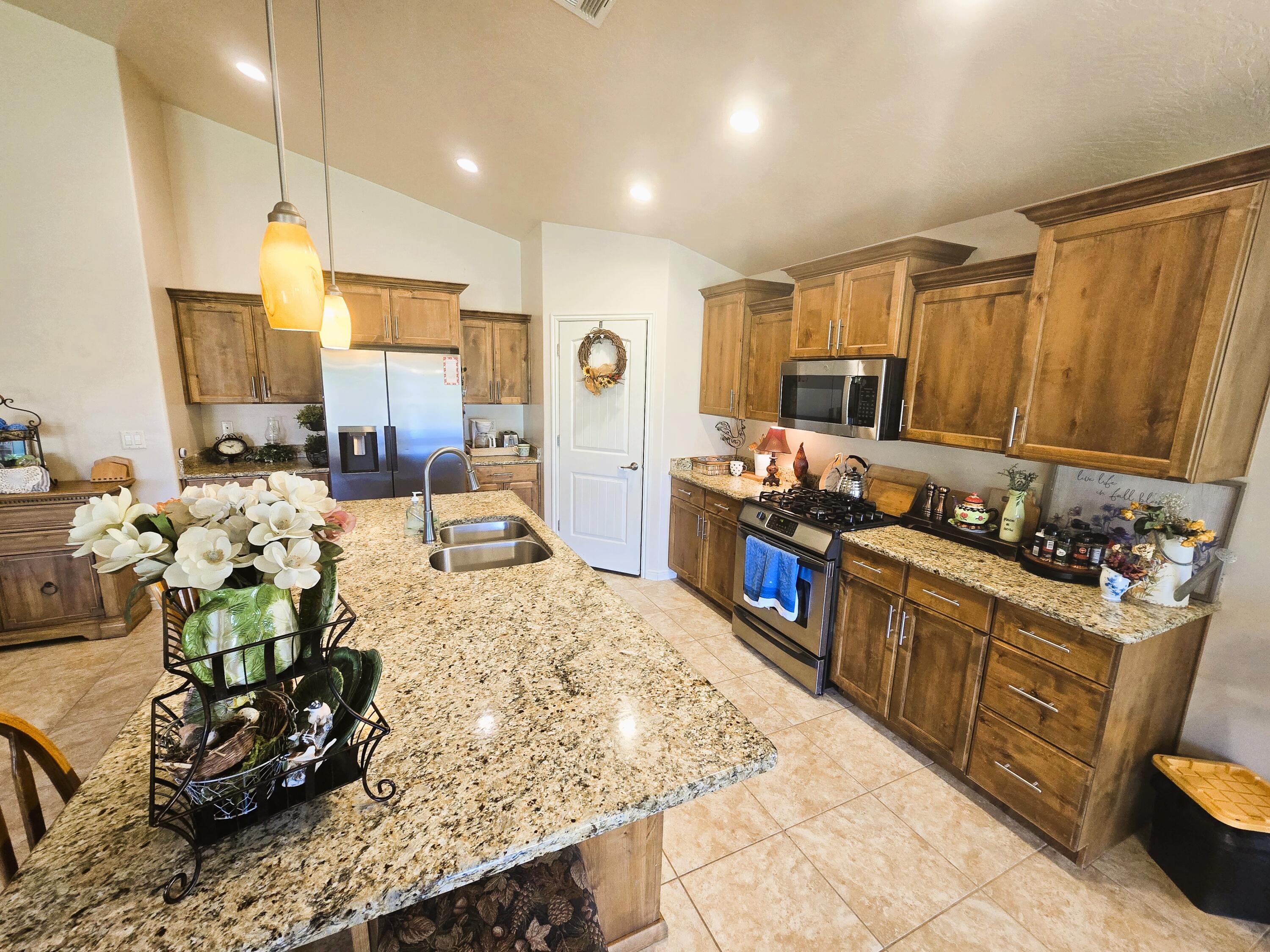 TUPELO ESTATES - Residential