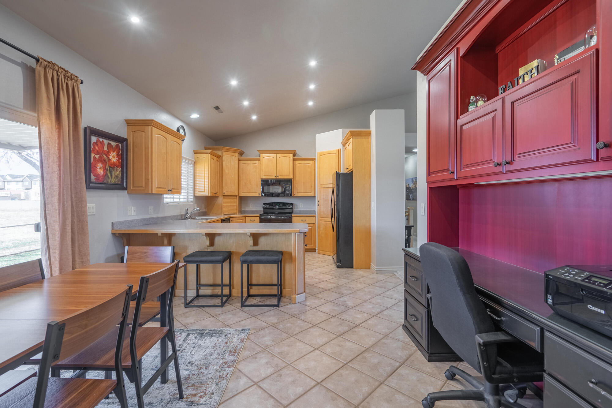 BROWN - Residential