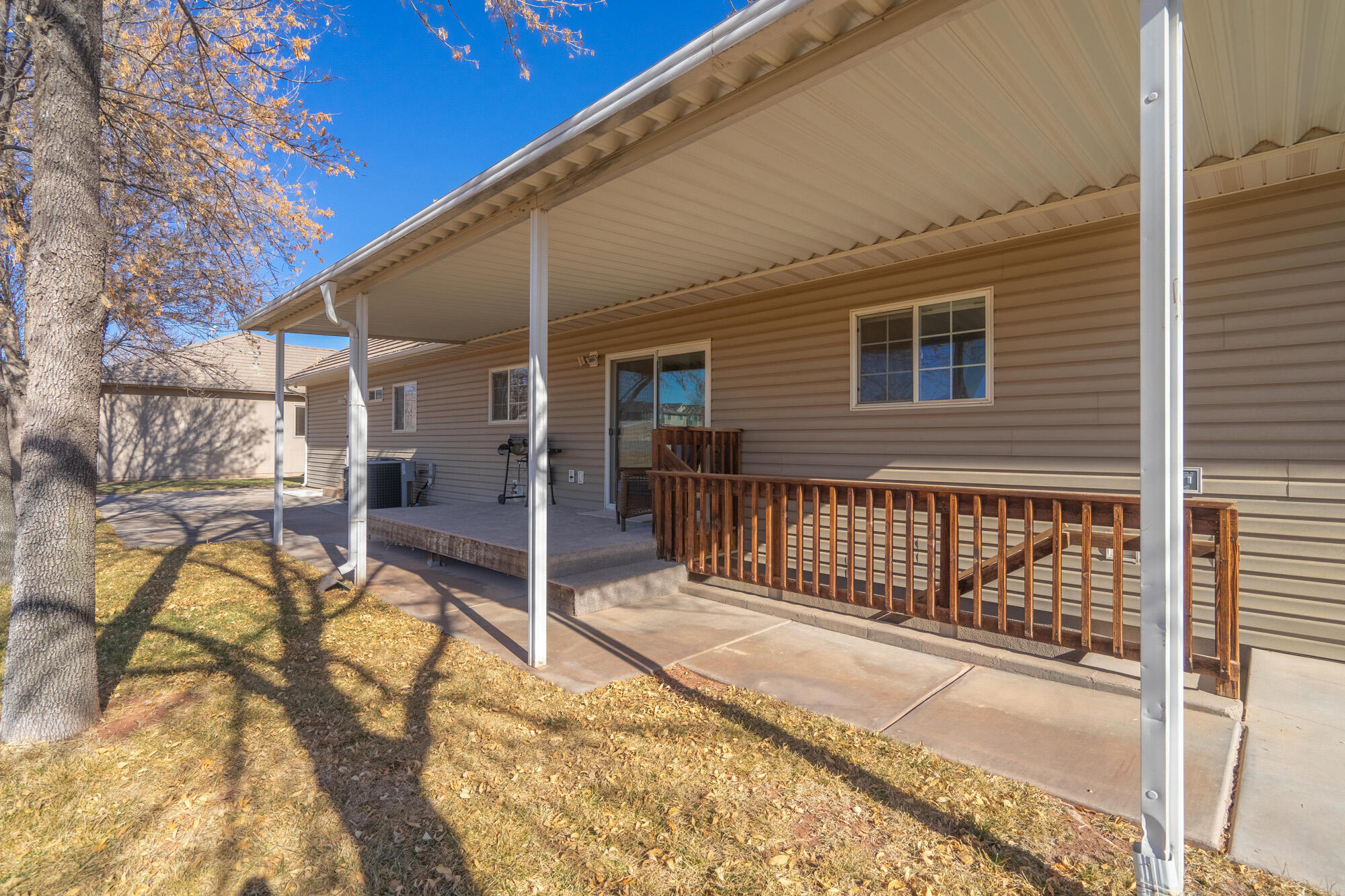 BROWN - Residential