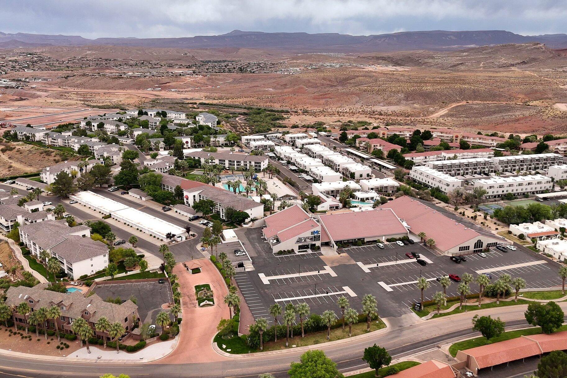 LAS PALMAS RESORT CONDOS - Residential