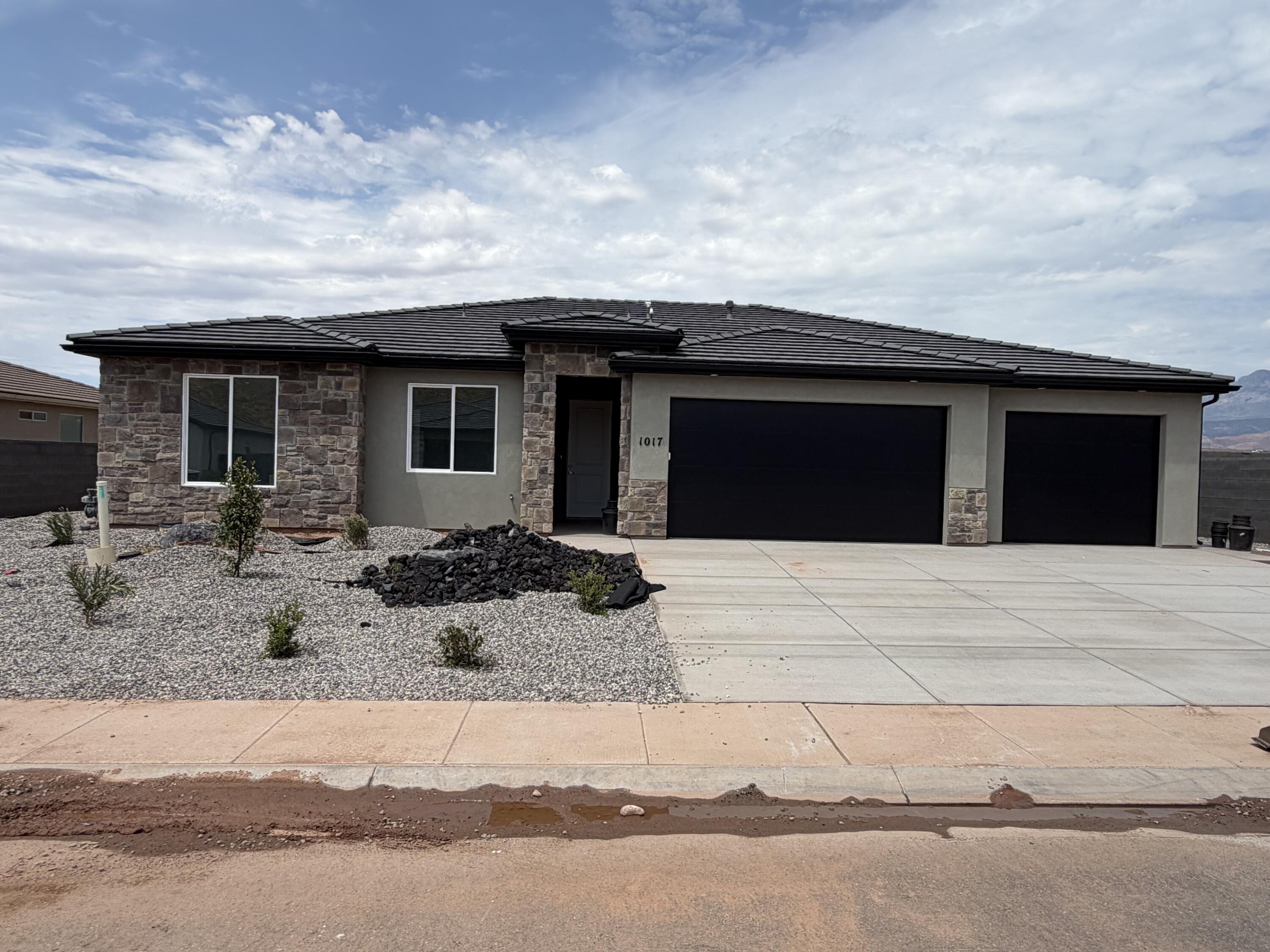 COTTONWOOD HOLLOW - Residential