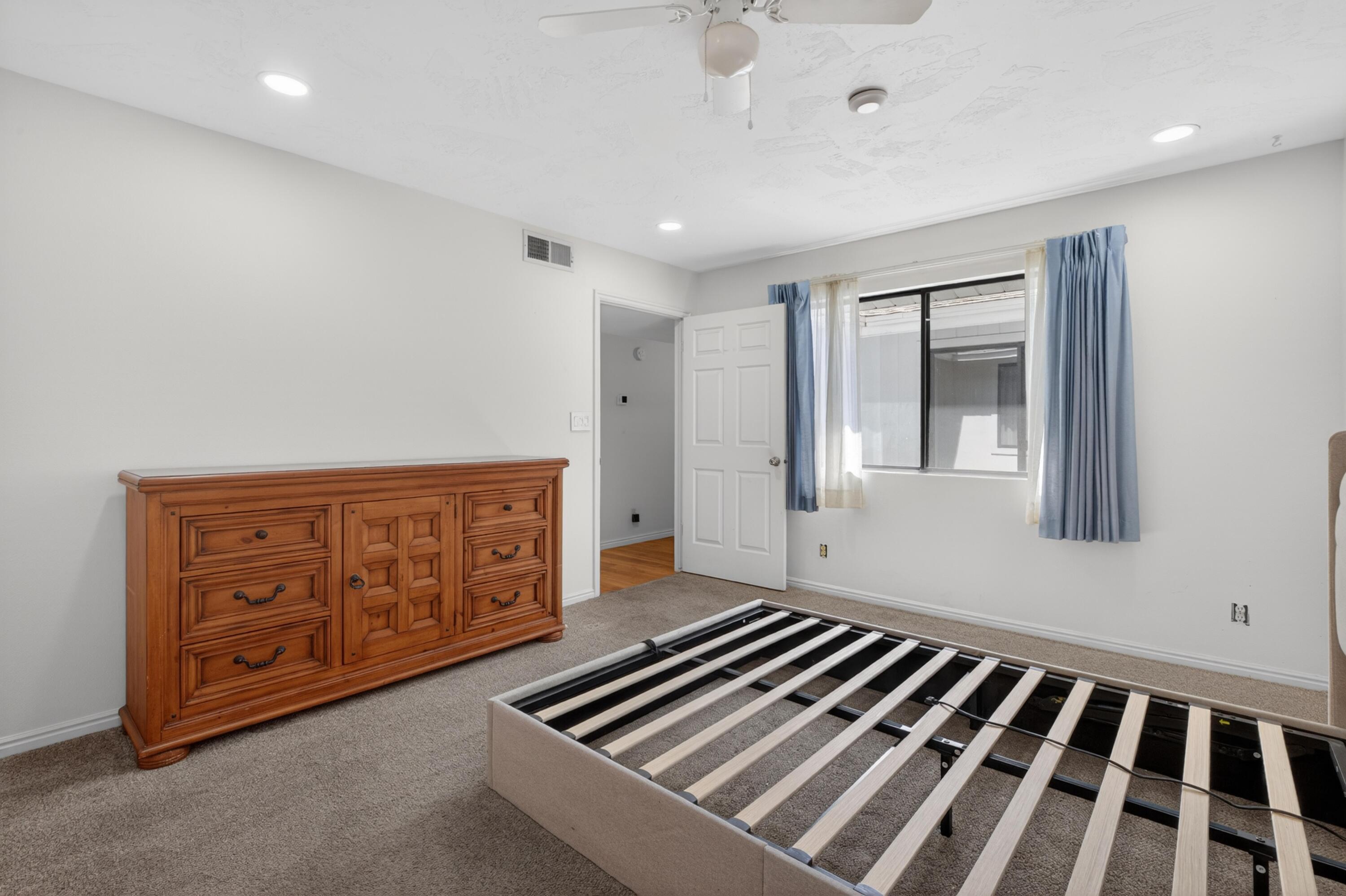 ST GEORGE SNOW PK TOWNHOMES - Residential