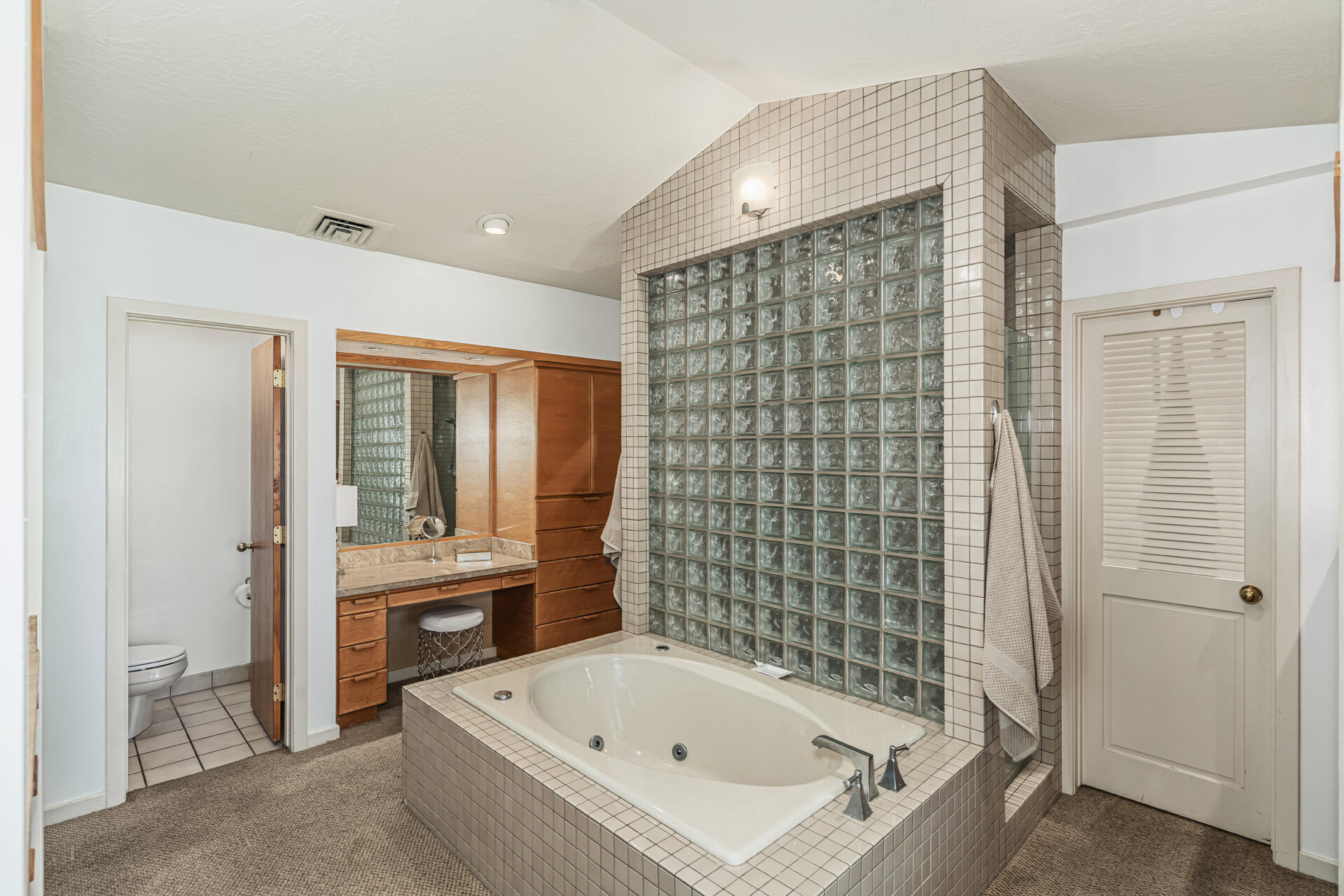 BLOOMINGTON COUNTRY CLUB - Residential