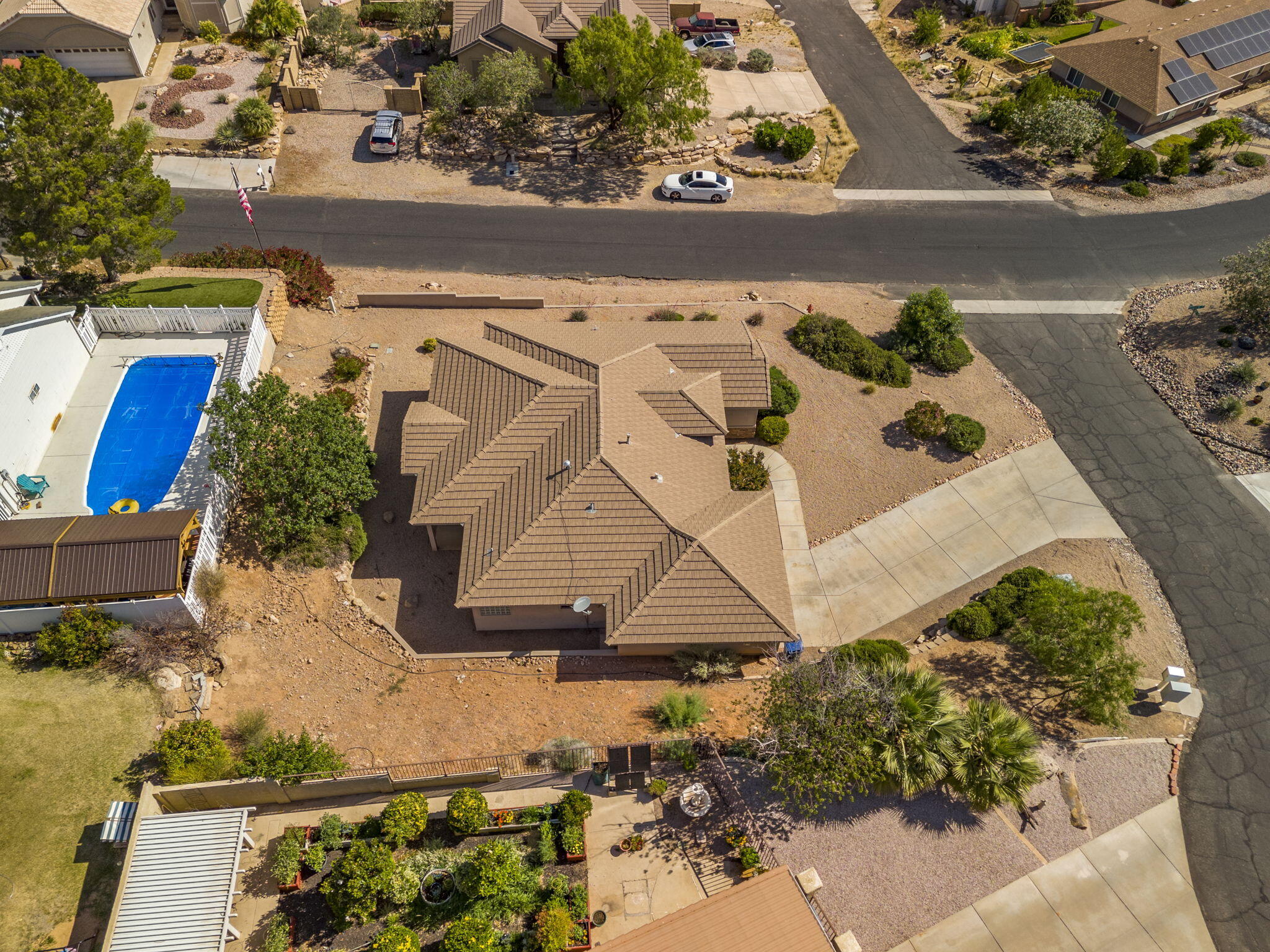 BLOOMINGTON HILLS - Residential