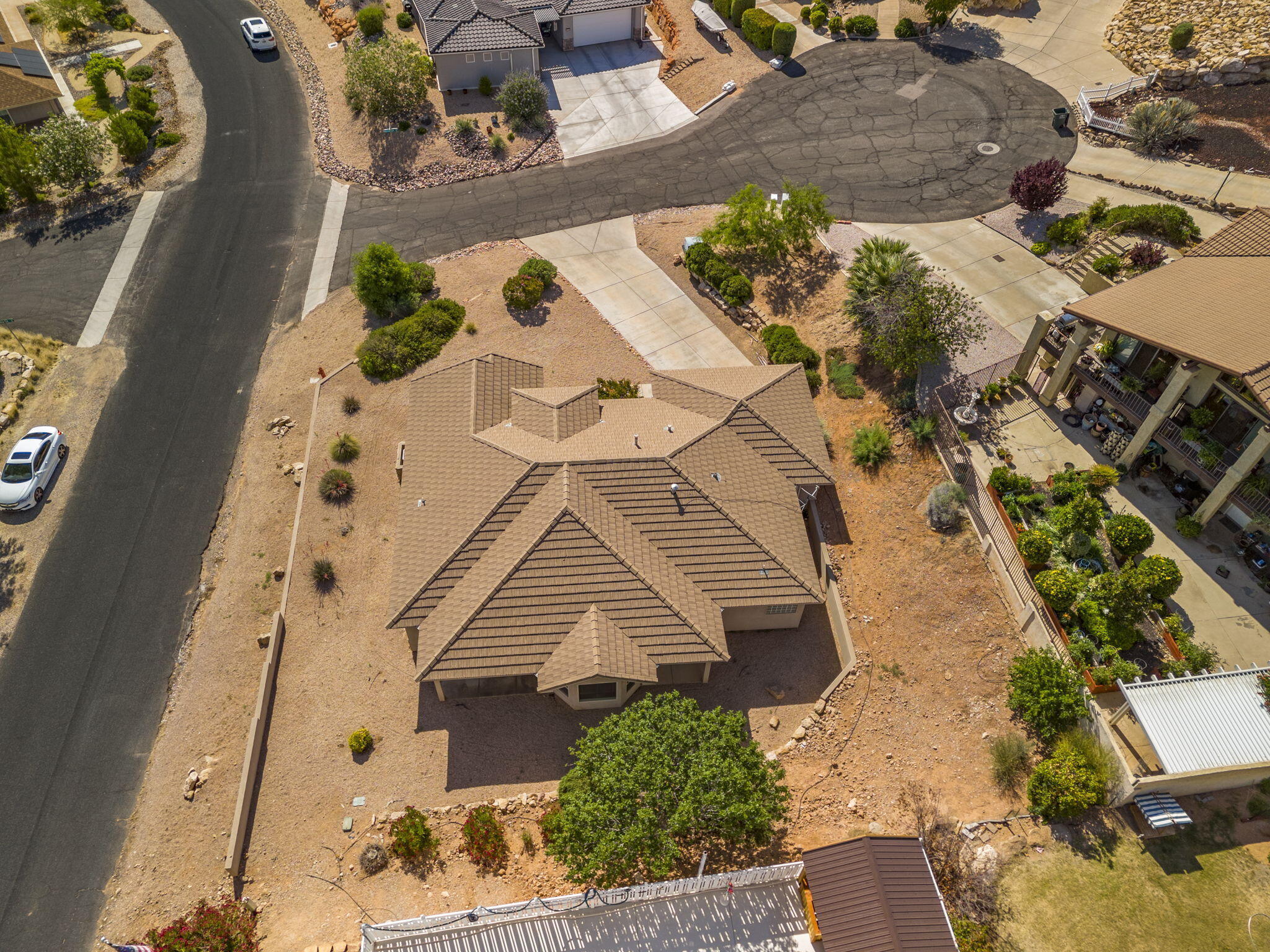 BLOOMINGTON HILLS - Residential