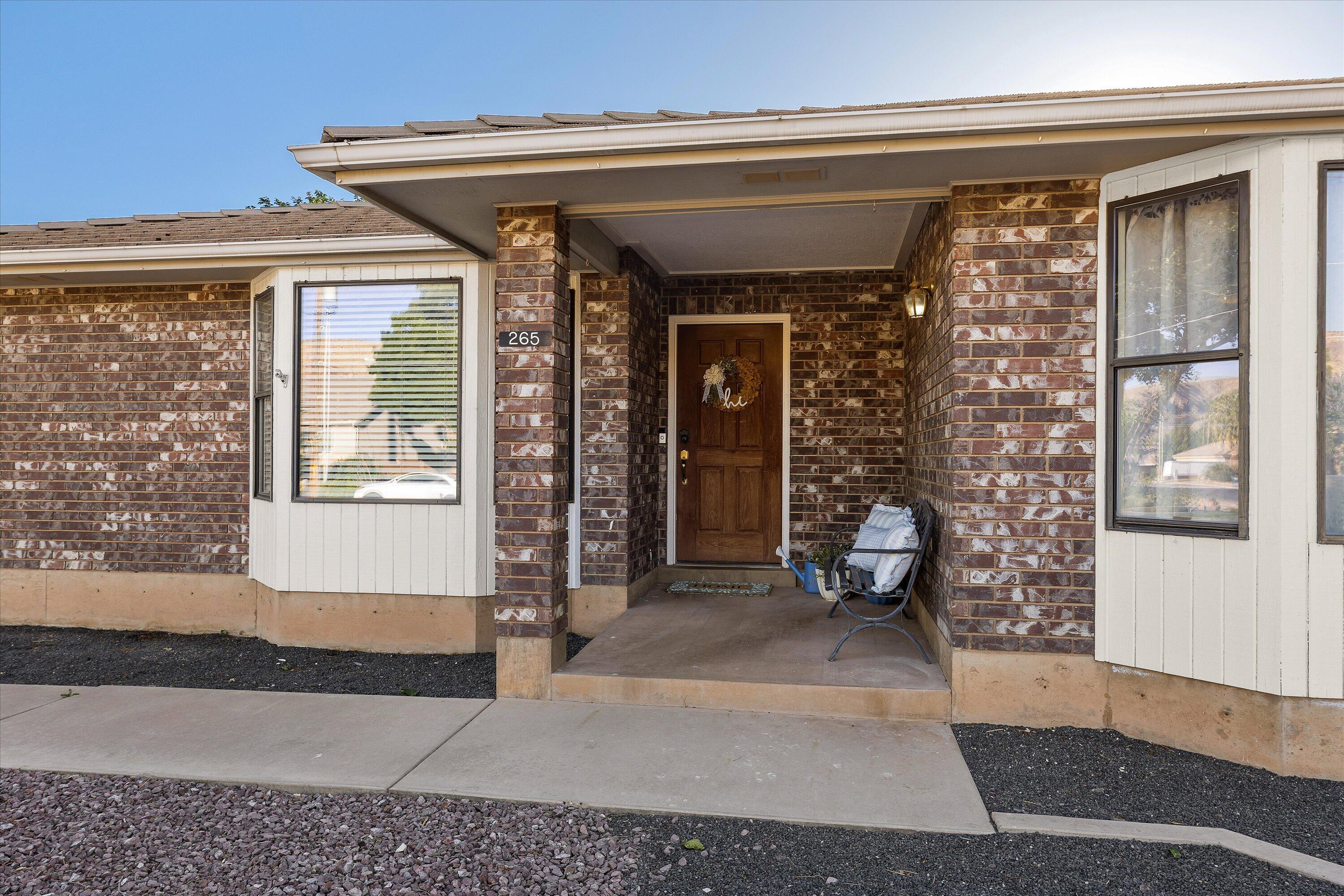 LAVERKIN TOWNSITE AND FIELD - Residential