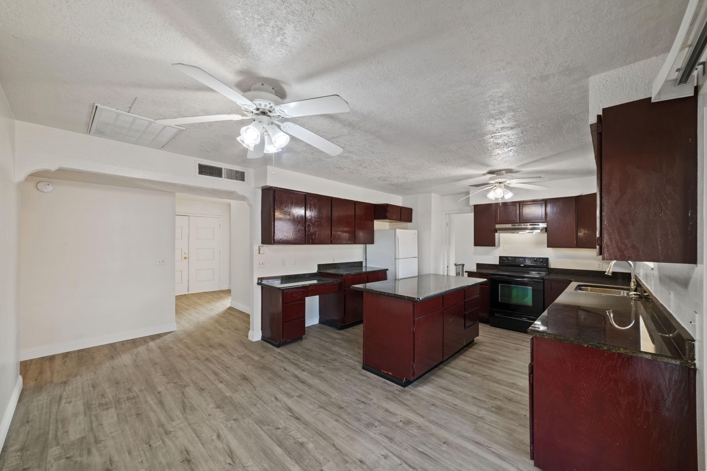 PANORAMA PARK - Residential