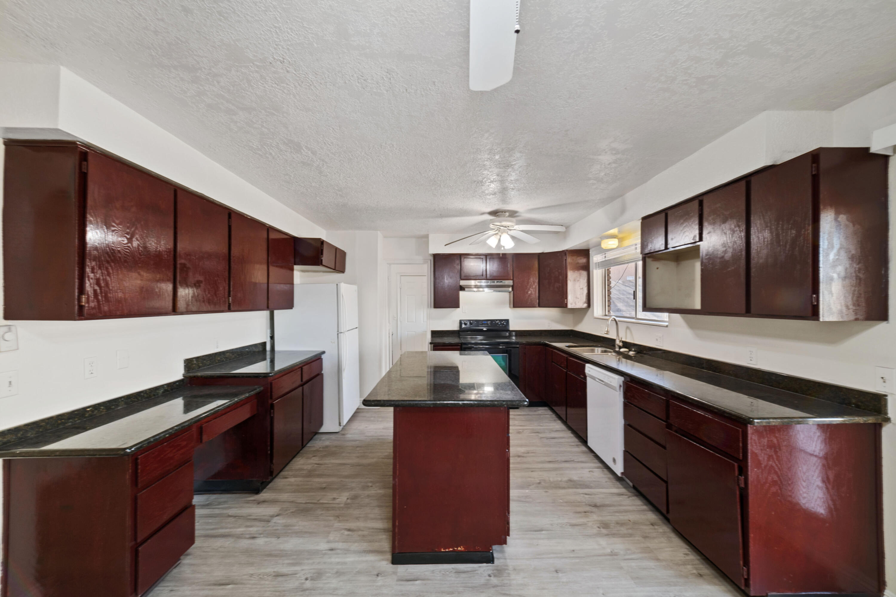 PANORAMA PARK - Residential