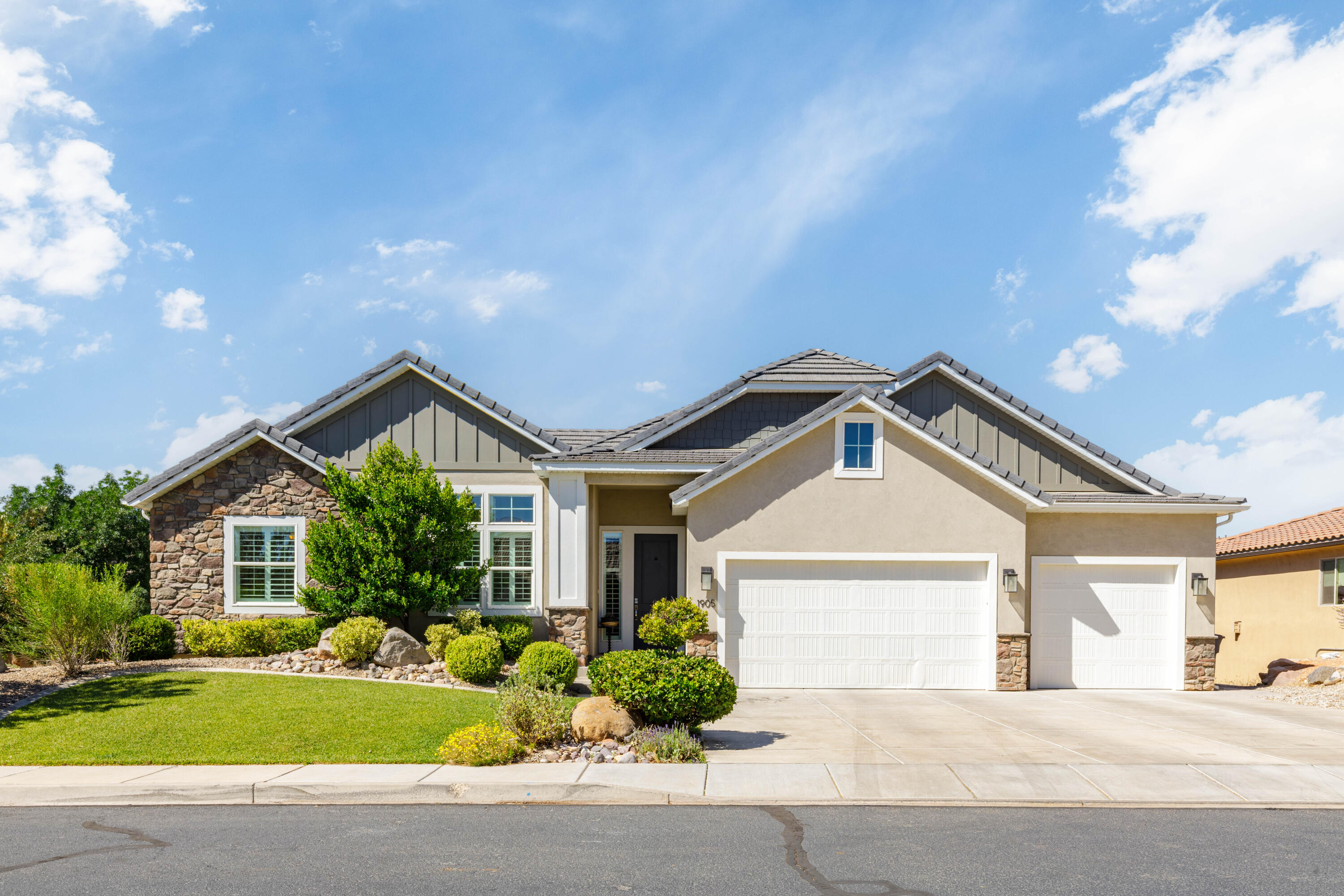 HIGHLANDS AT GREEN VALLEY - Residential