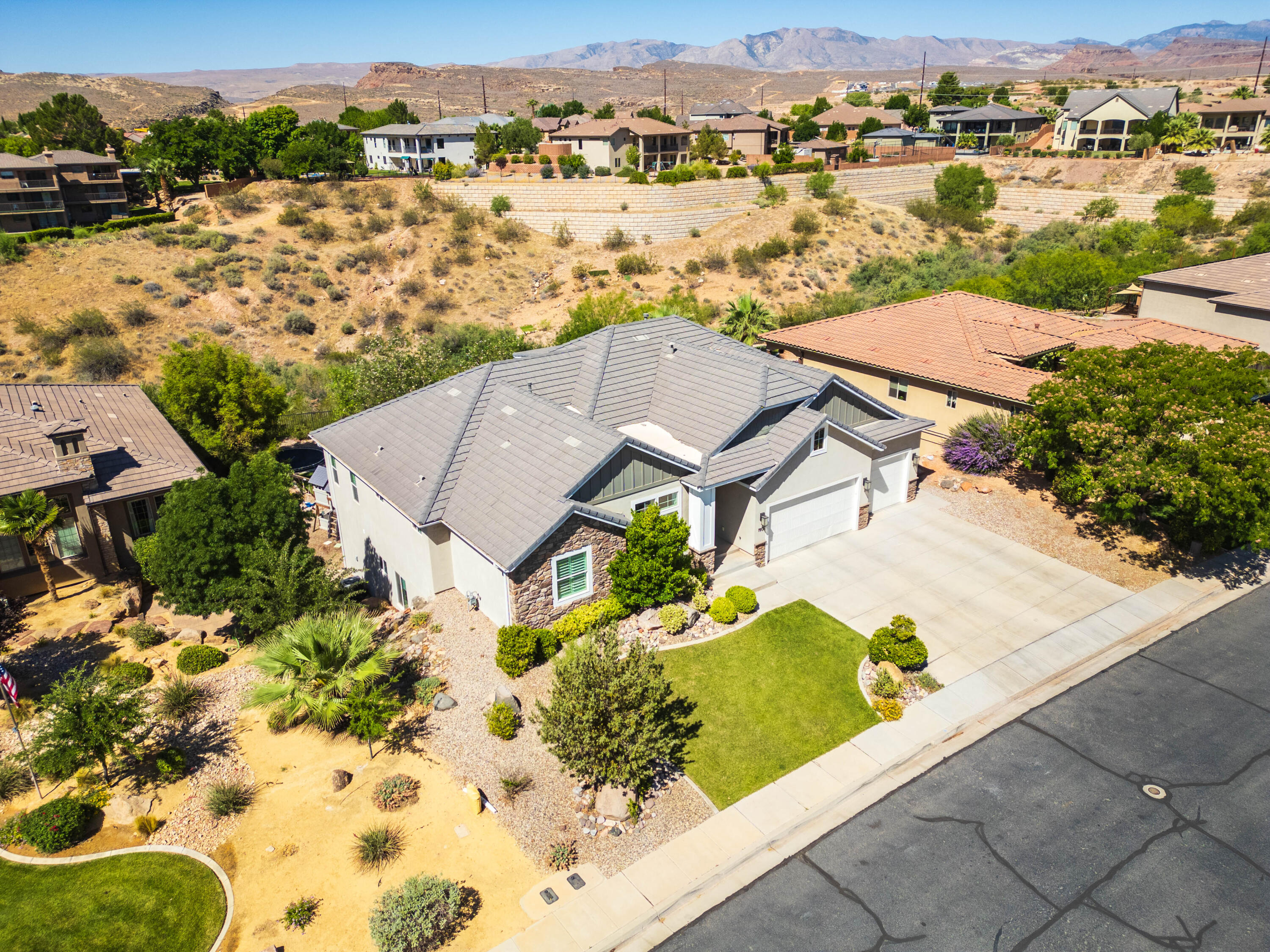 HIGHLANDS AT GREEN VALLEY - Residential