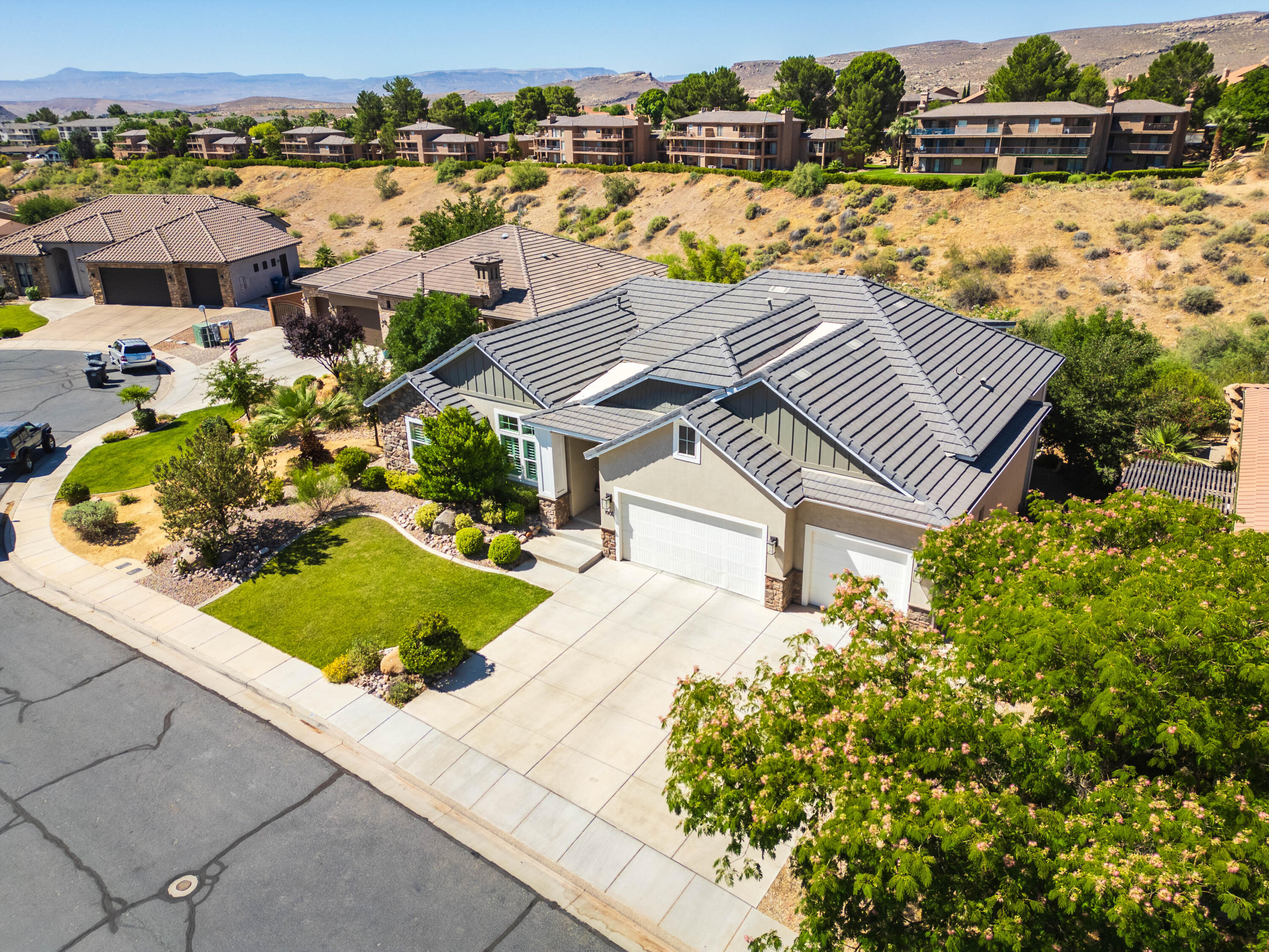 HIGHLANDS AT GREEN VALLEY - Residential