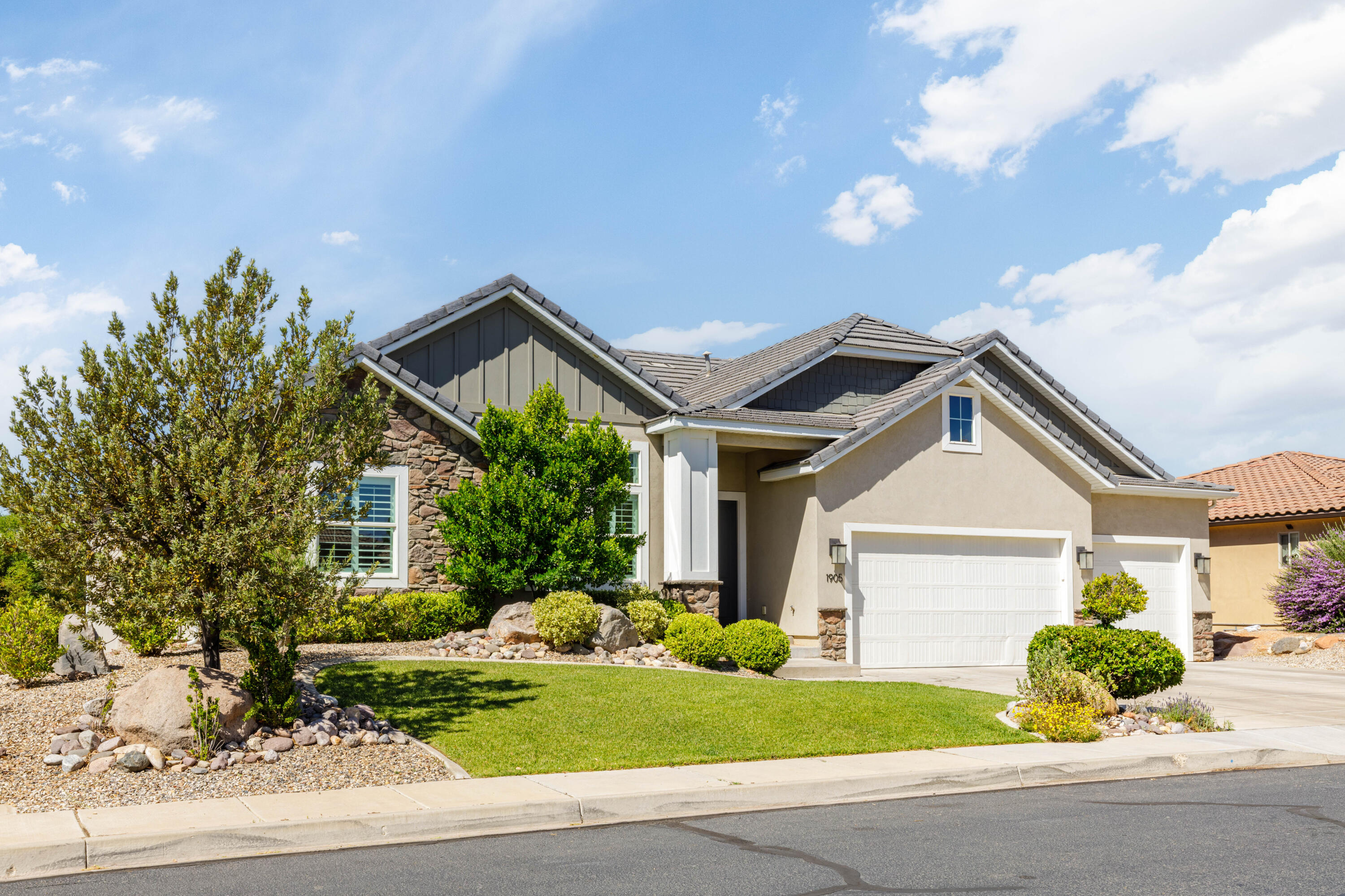 HIGHLANDS AT GREEN VALLEY - Residential
