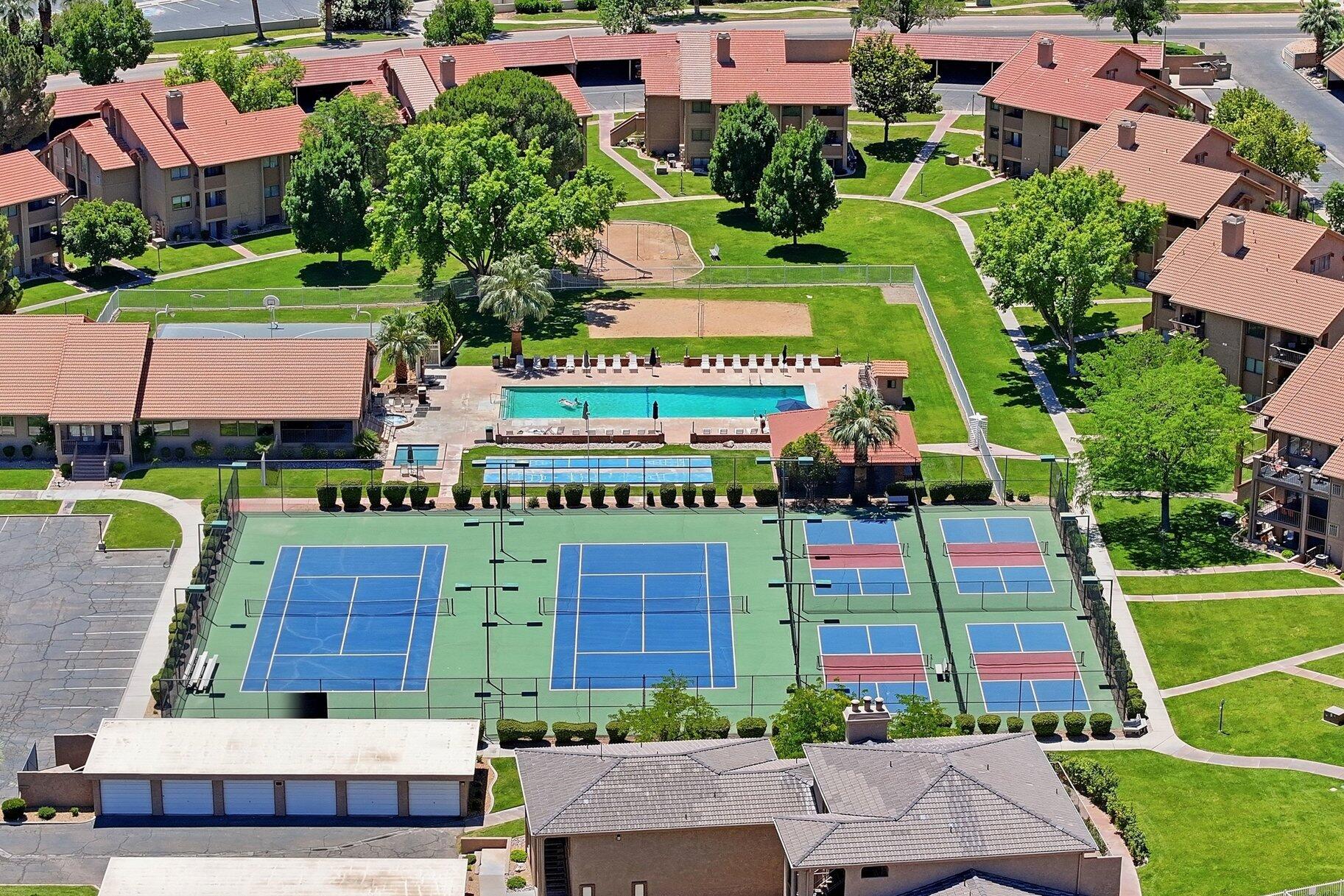 SPORTS VILLAGE - Residential