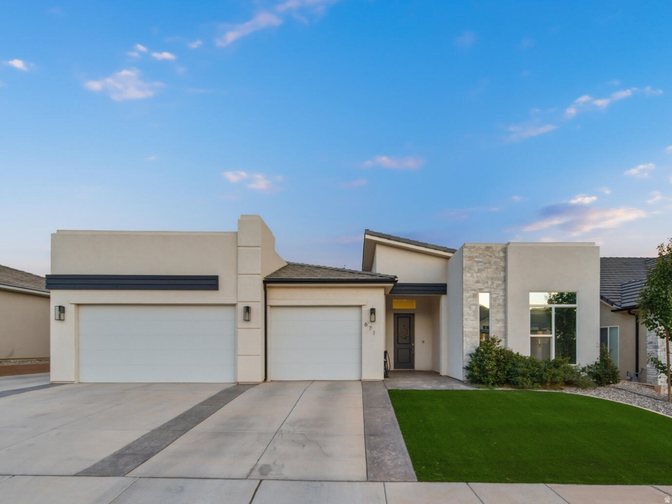 RIVERBEND AT SUNRISE VALLEY - Residential